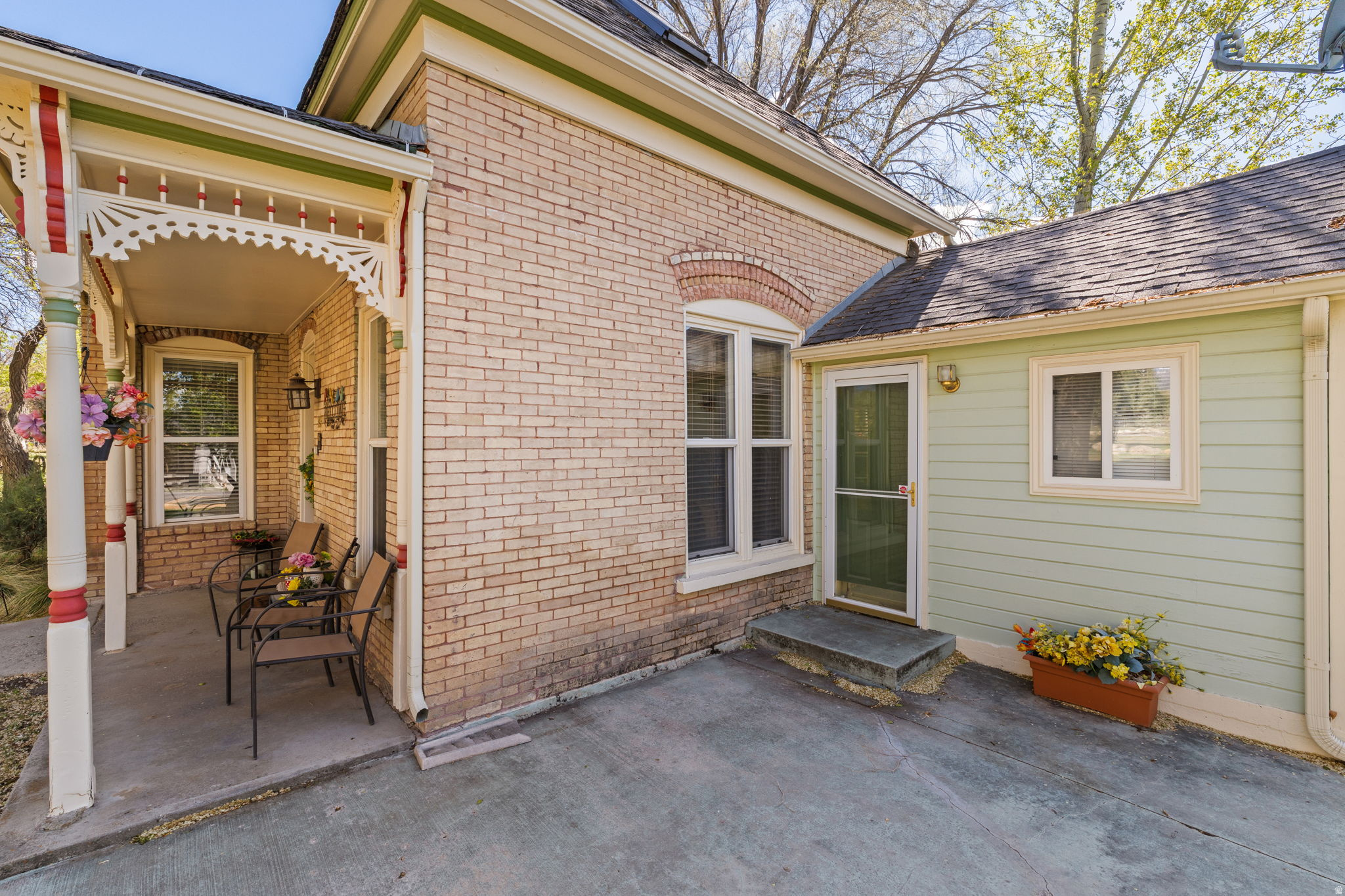 YOUNG PROPERTY - Residential