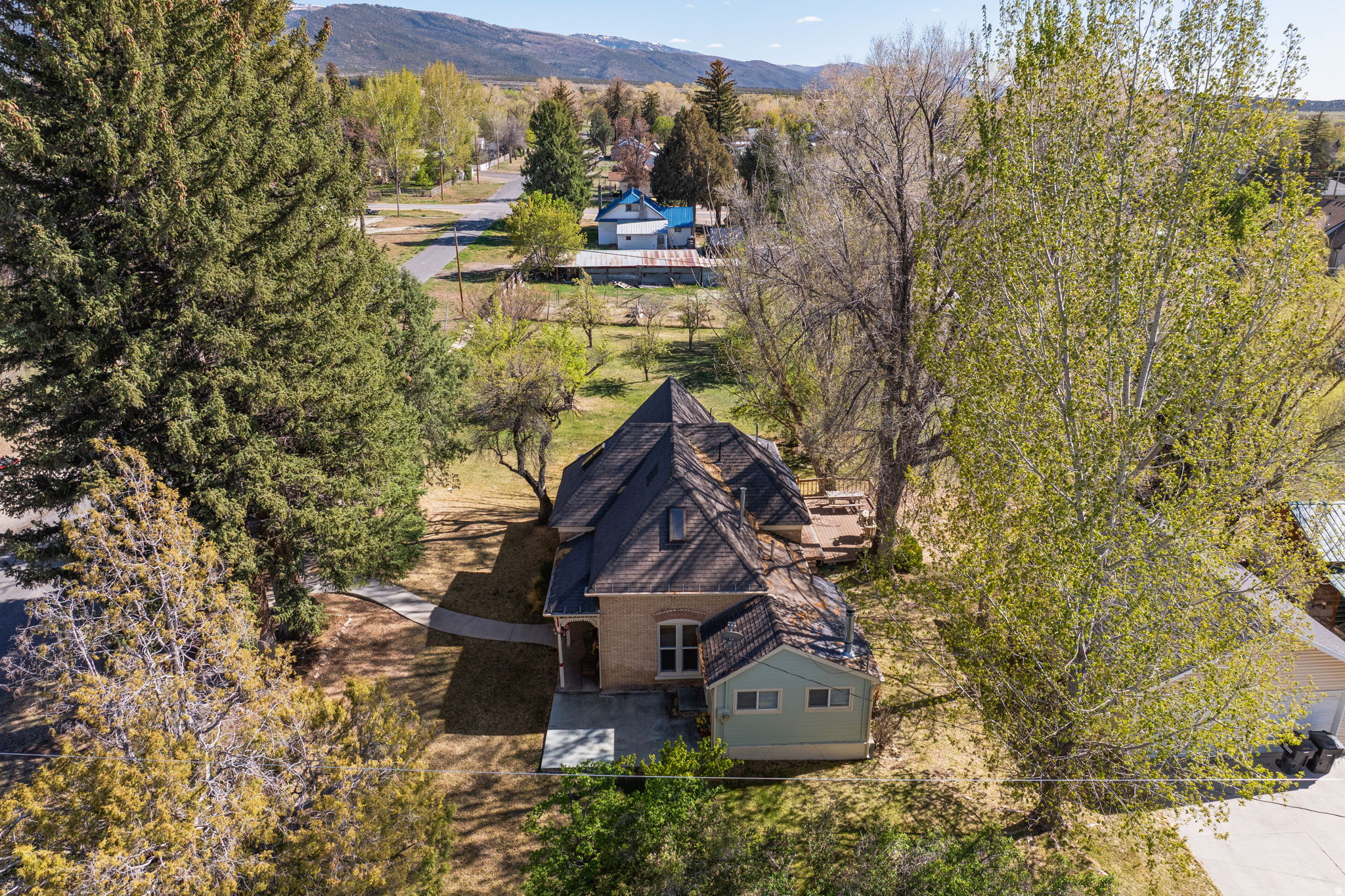 YOUNG PROPERTY - Residential