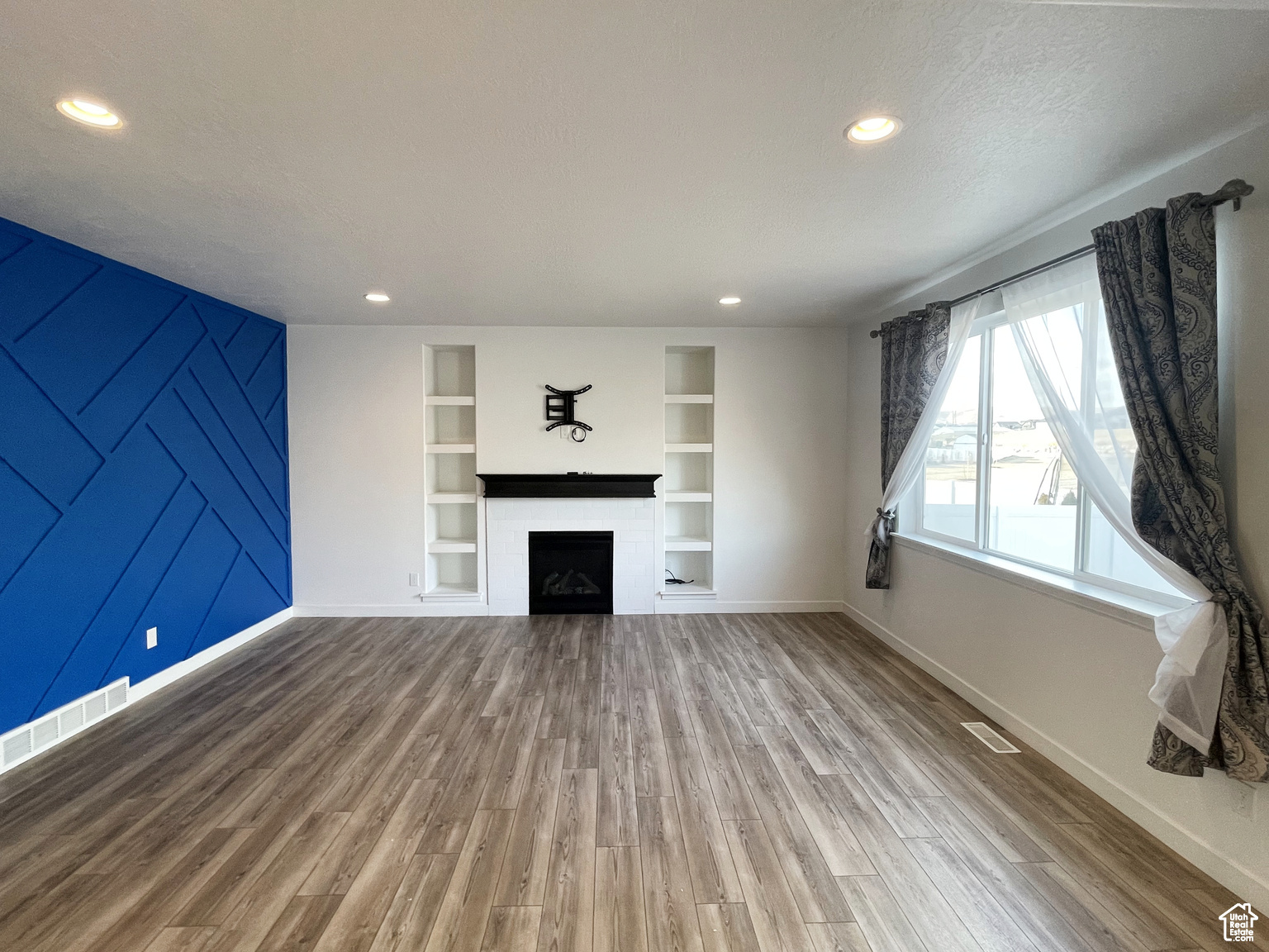 PORTERS CROSSING - Residential