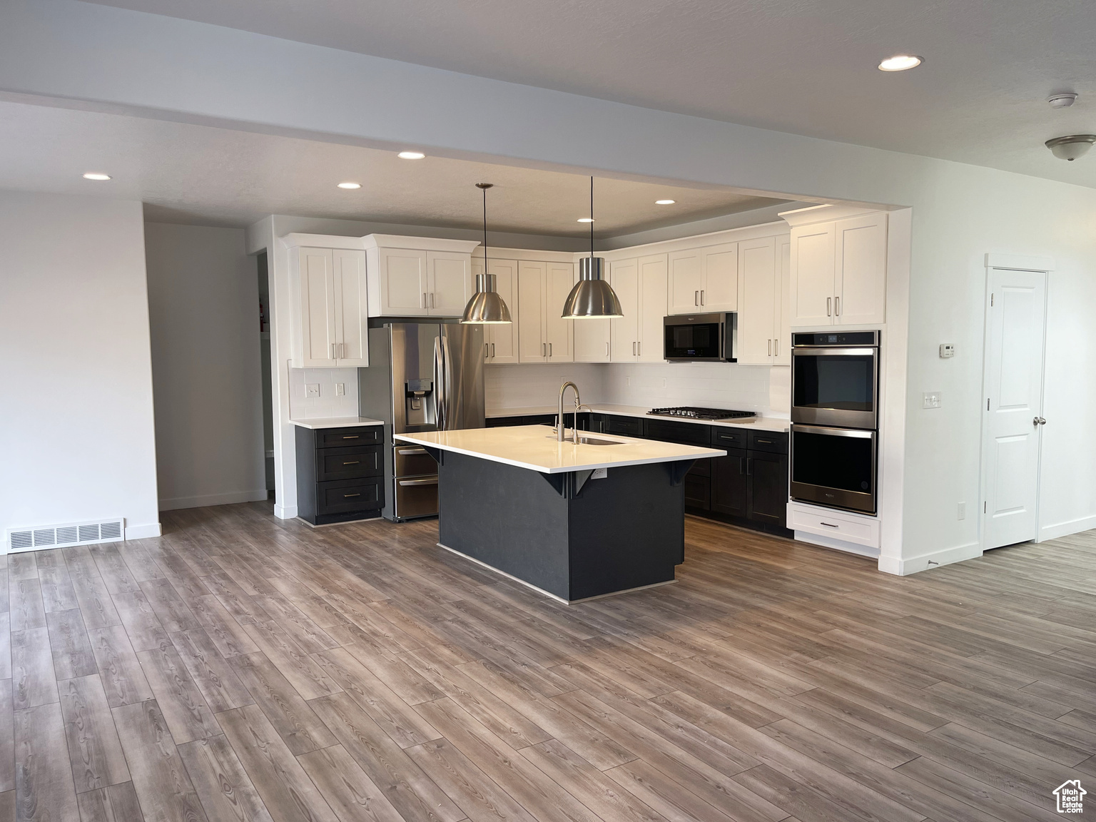 PORTERS CROSSING - Residential