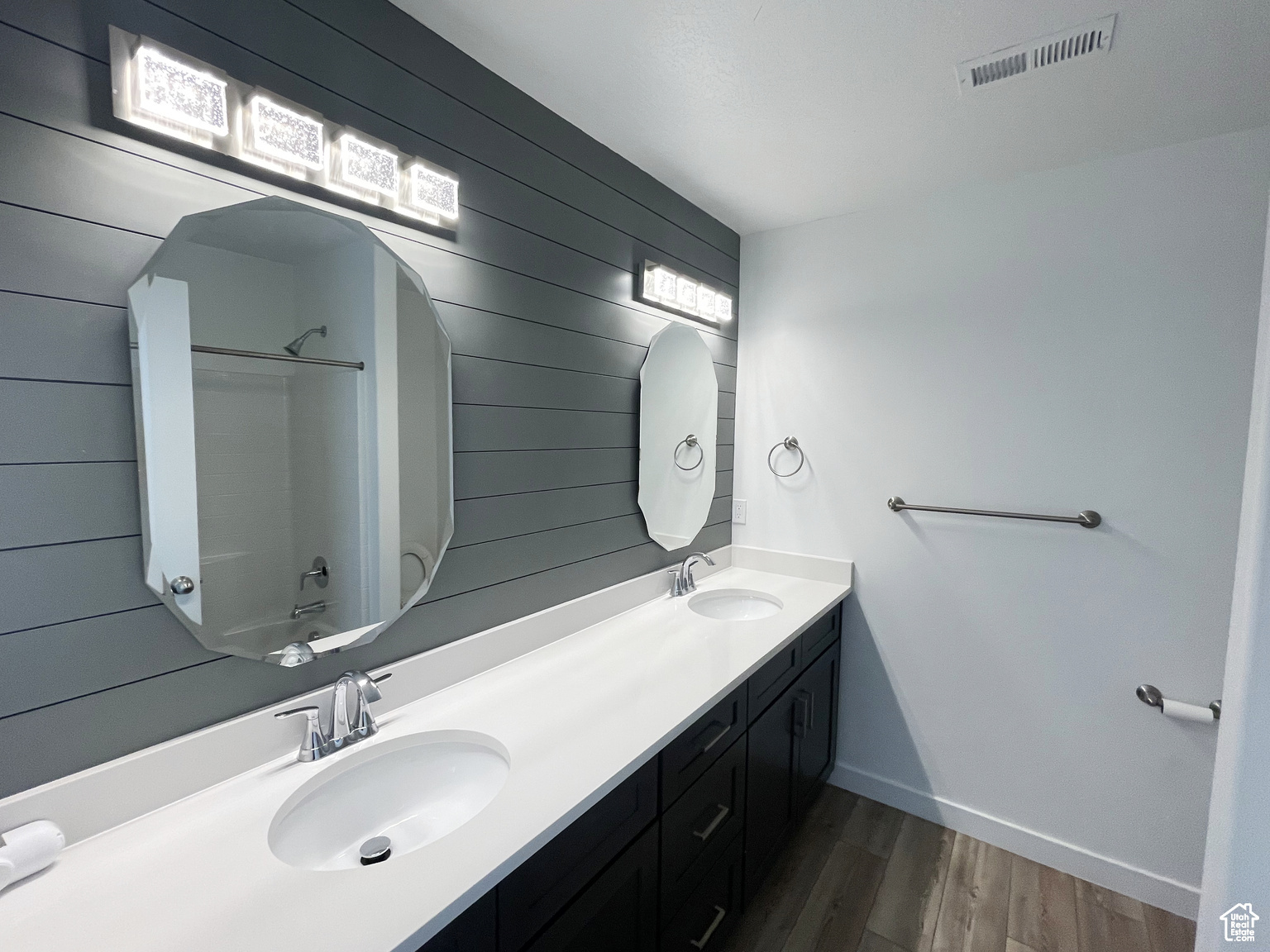 PORTERS CROSSING - Residential