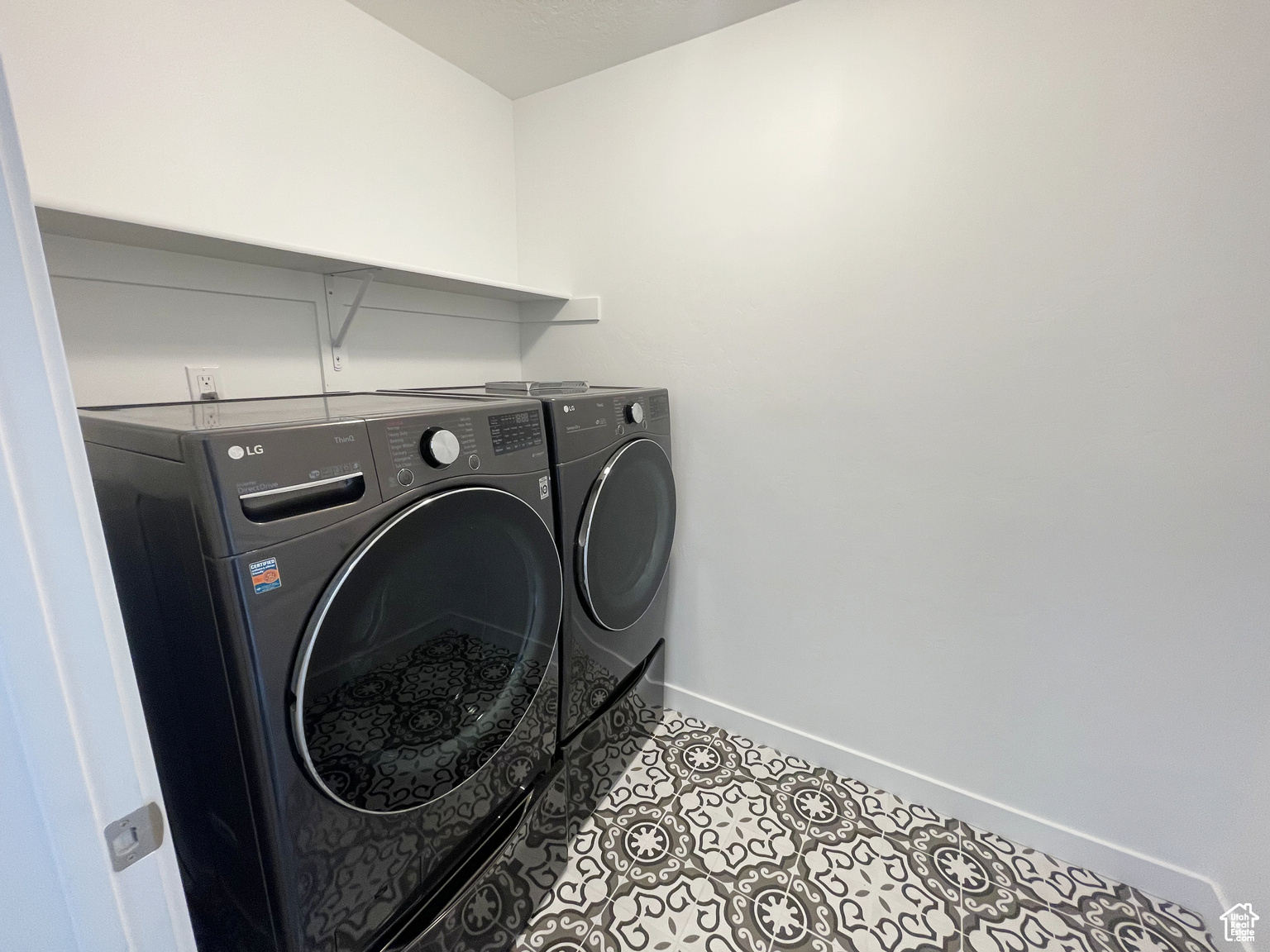 PORTERS CROSSING - Residential