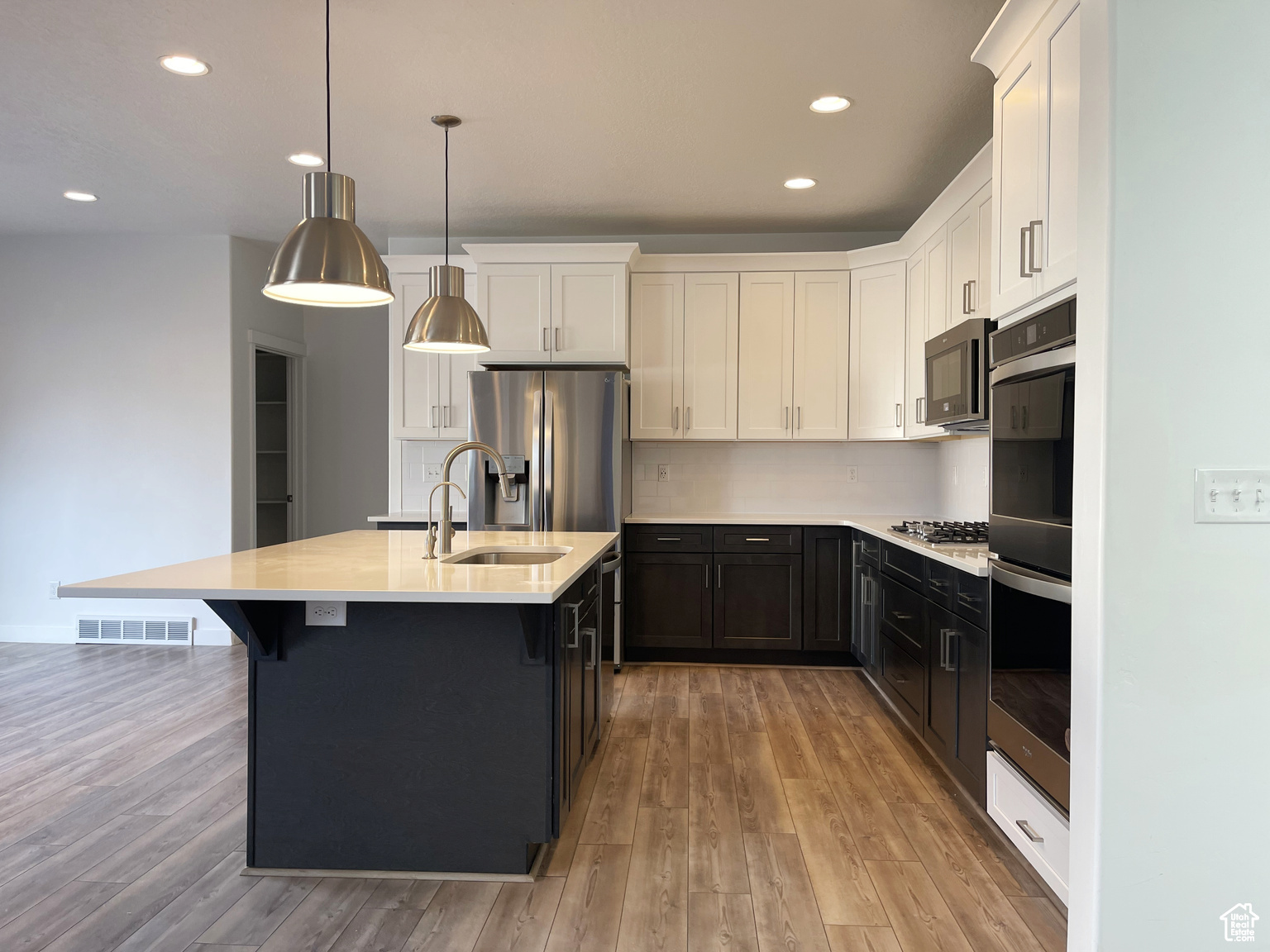 PORTERS CROSSING - Residential