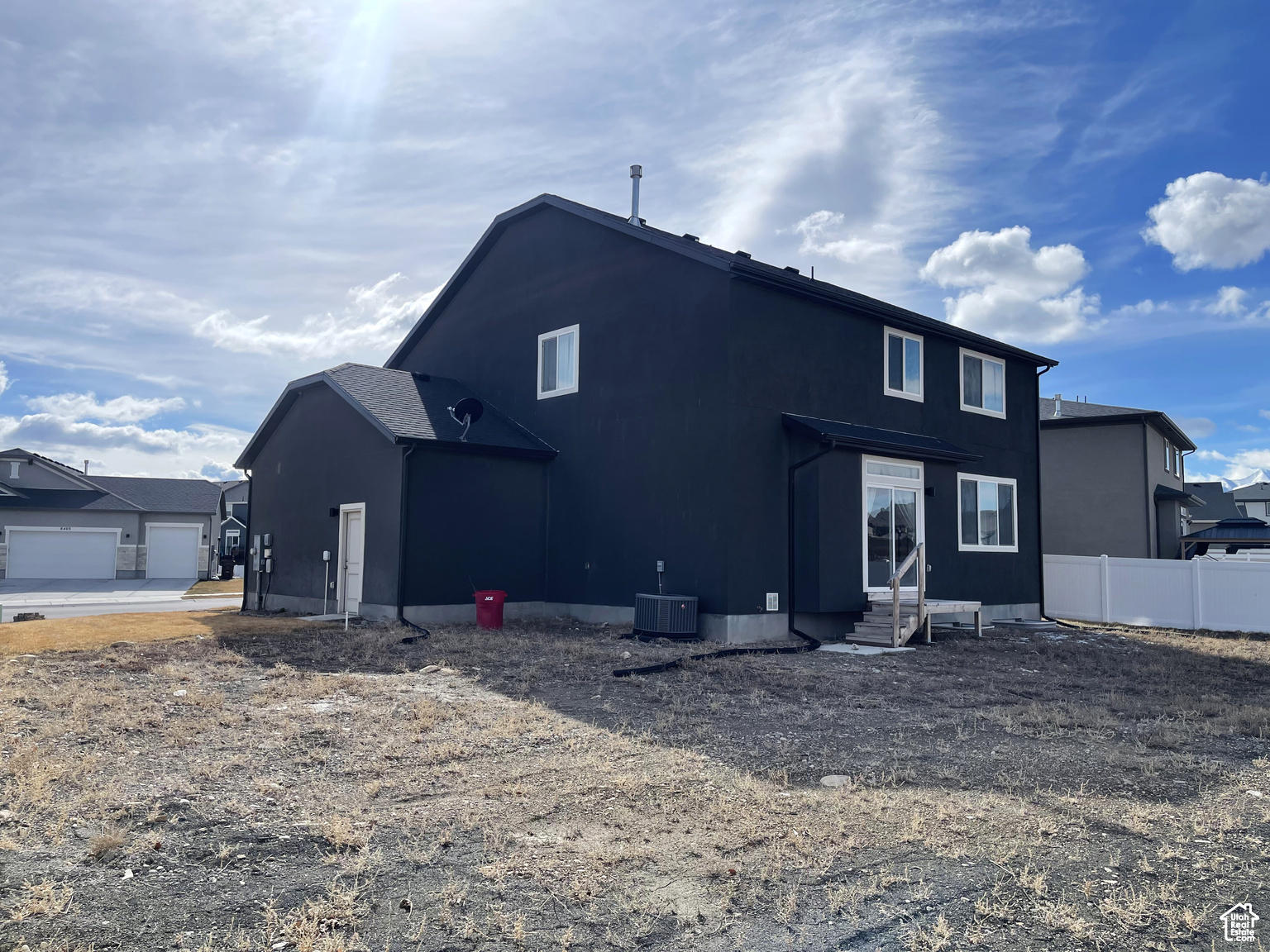 PORTERS CROSSING - Residential