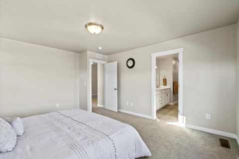 Tiny photo for 6446 N PINE TREE WAY, Eagle Mountain, UT 84005 (MLS # 2145813)