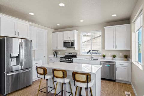 Tiny photo for 6446 N PINE TREE WAY, Eagle Mountain, UT 84005 (MLS # 2145813)