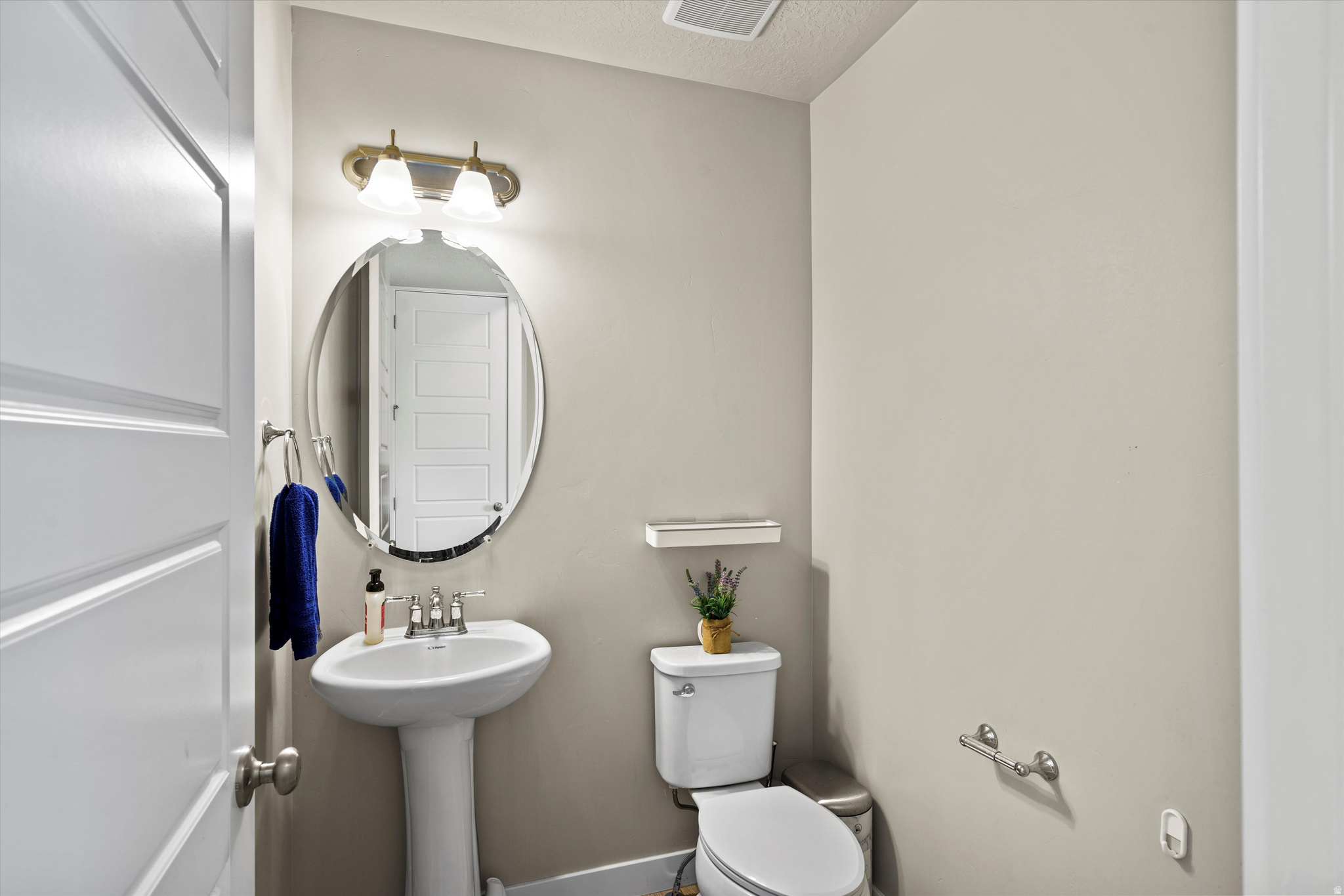 OVERLAND - Residential