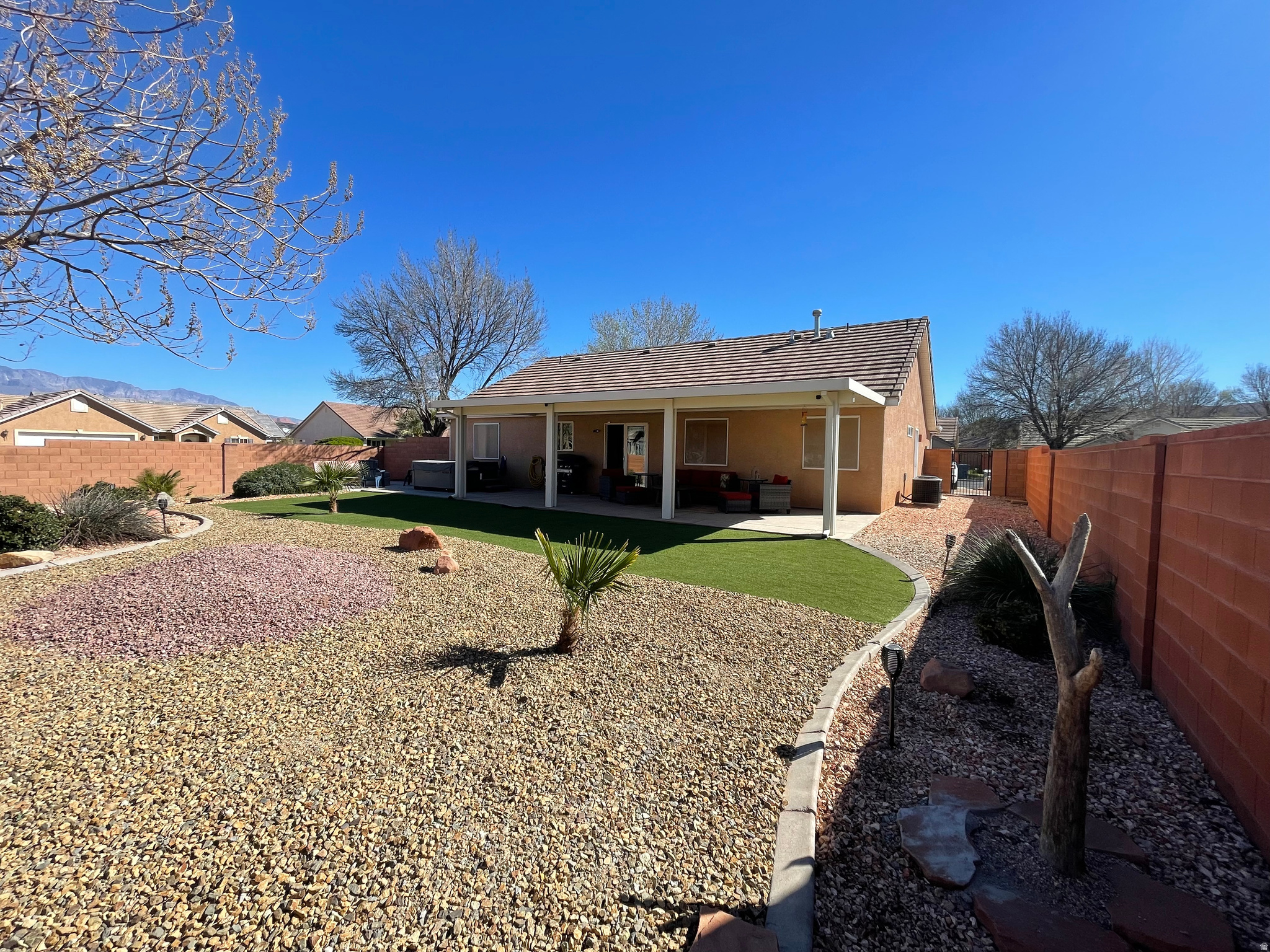 CANTERWOOD ESTATES - Residential