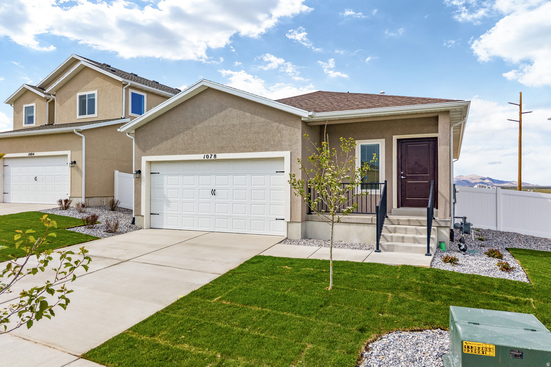 DESERT EDGE - Residential