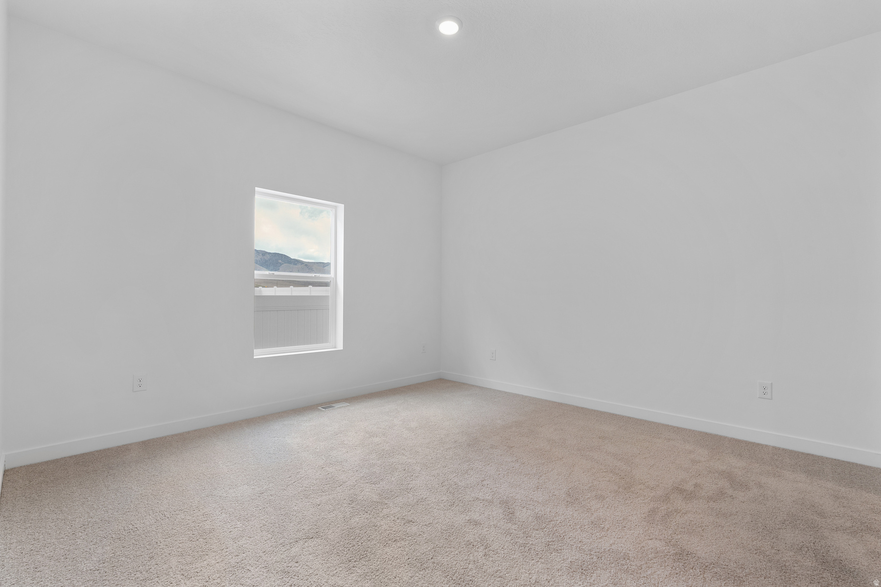 DESERT EDGE - Residential