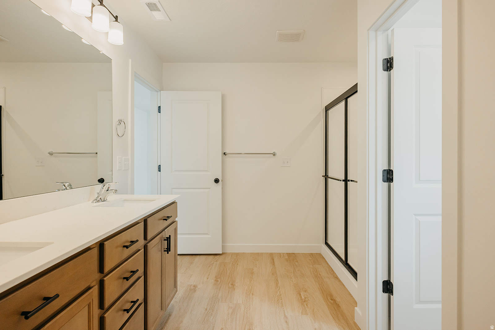 EAGLE HEIGHTS - Residential