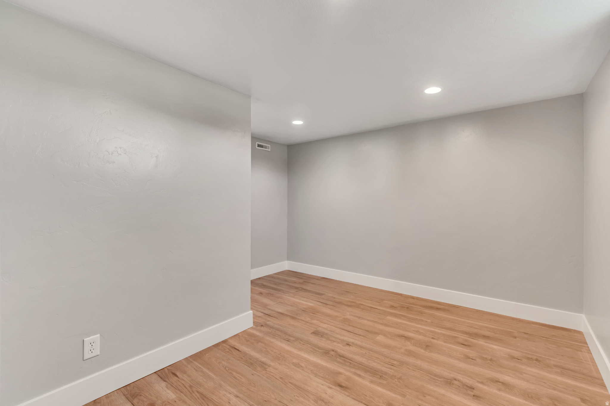 STEELE ACRES - Residential