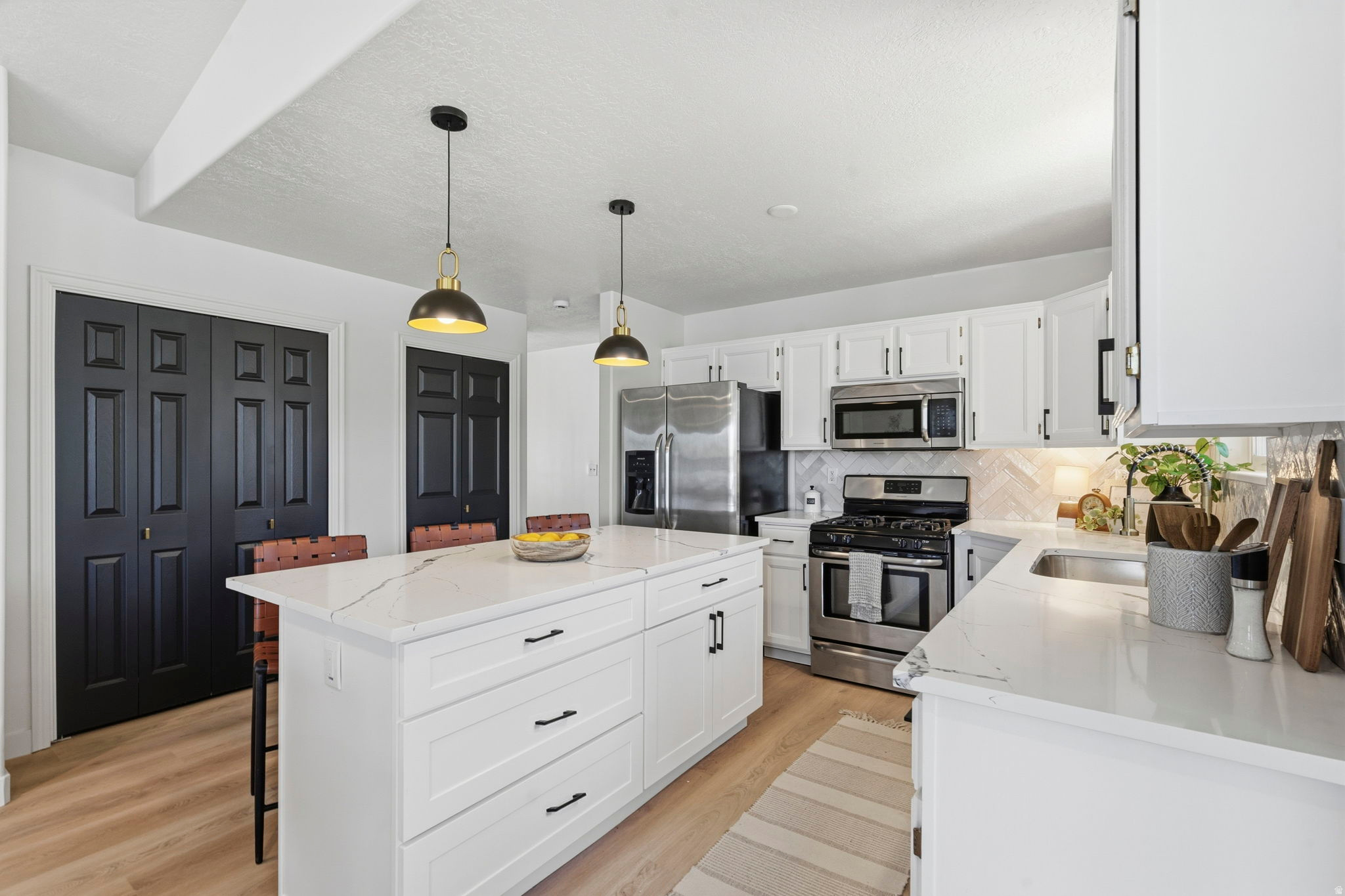 MAPLEWOOD - Residential