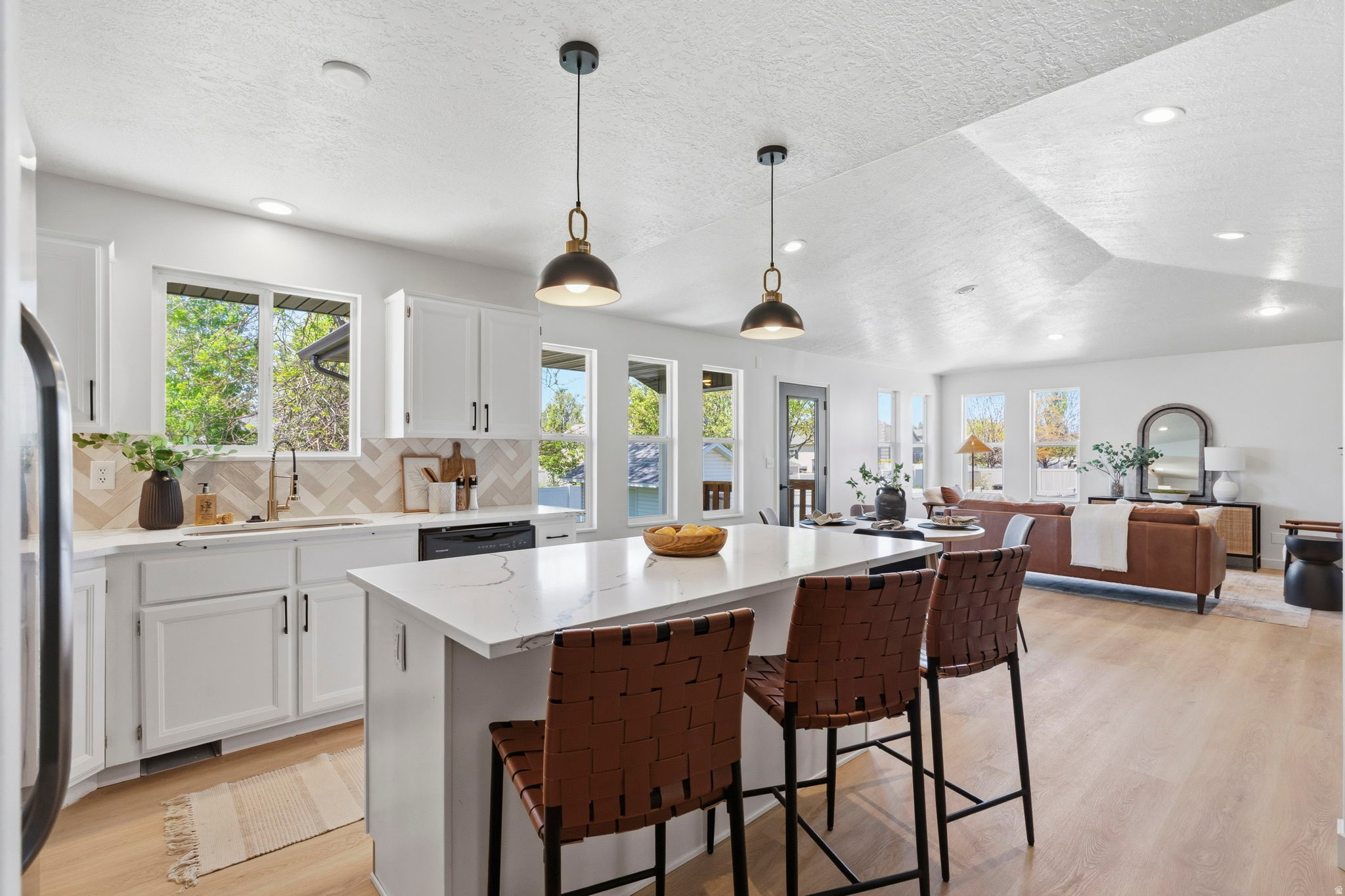 MAPLEWOOD - Residential
