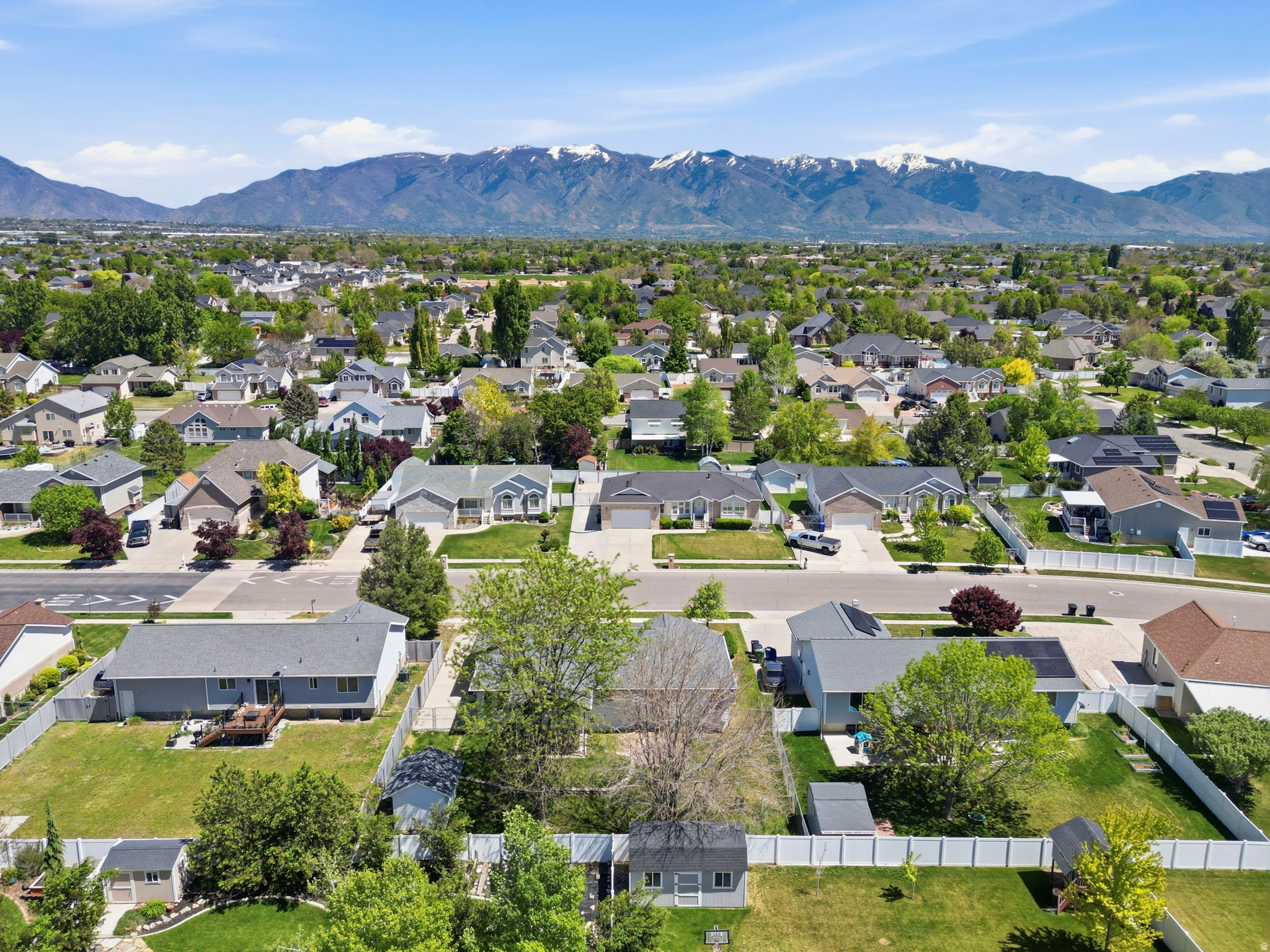 MAPLEWOOD - Residential