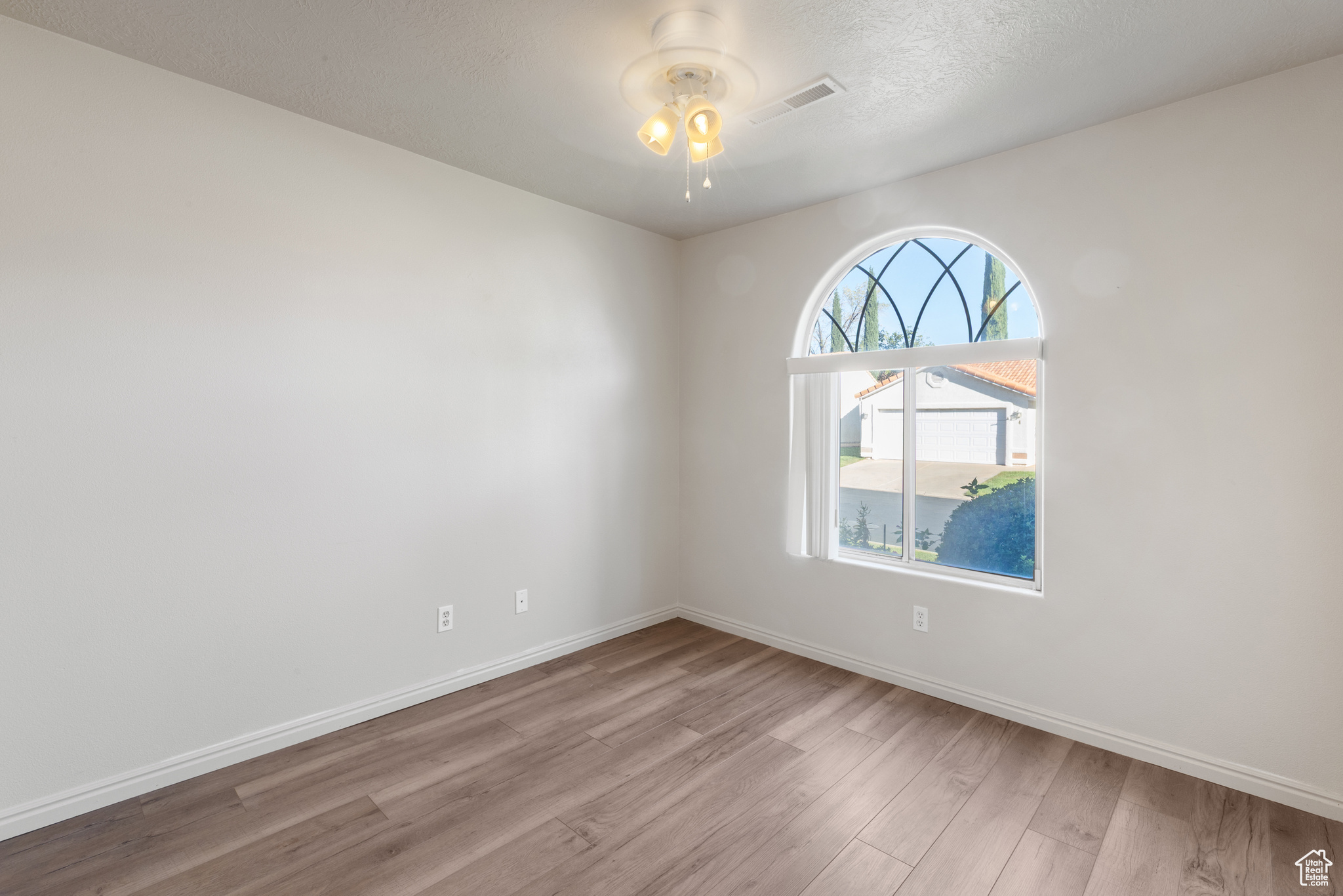 SUNCREST TOWNHOMES - Residential