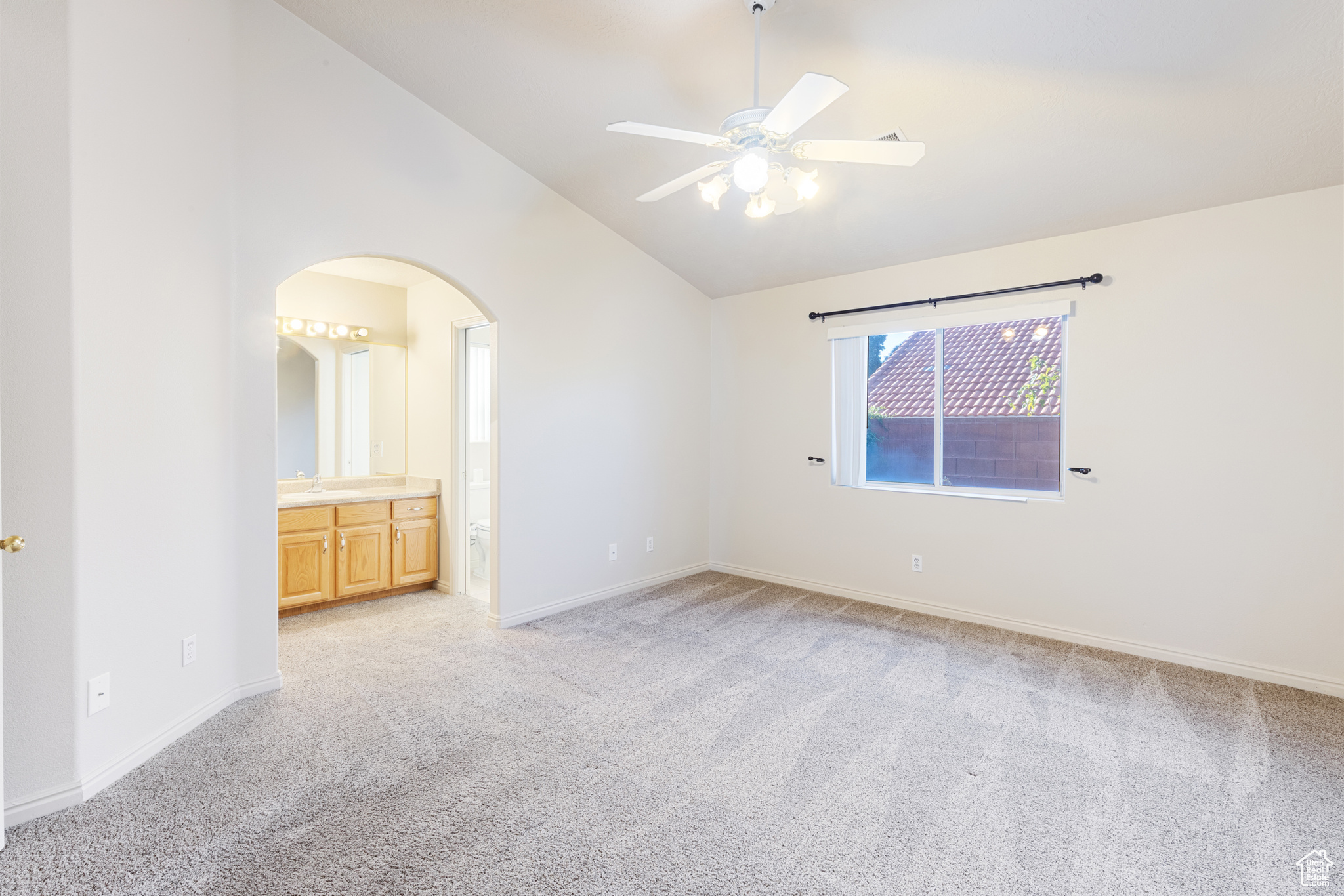 SUNCREST TOWNHOMES - Residential