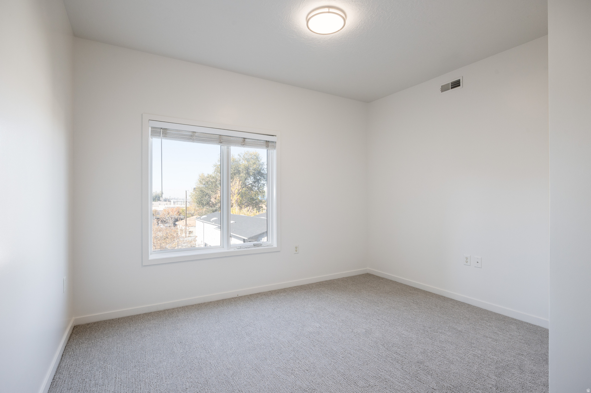 CENTRAL POINTE - Residential