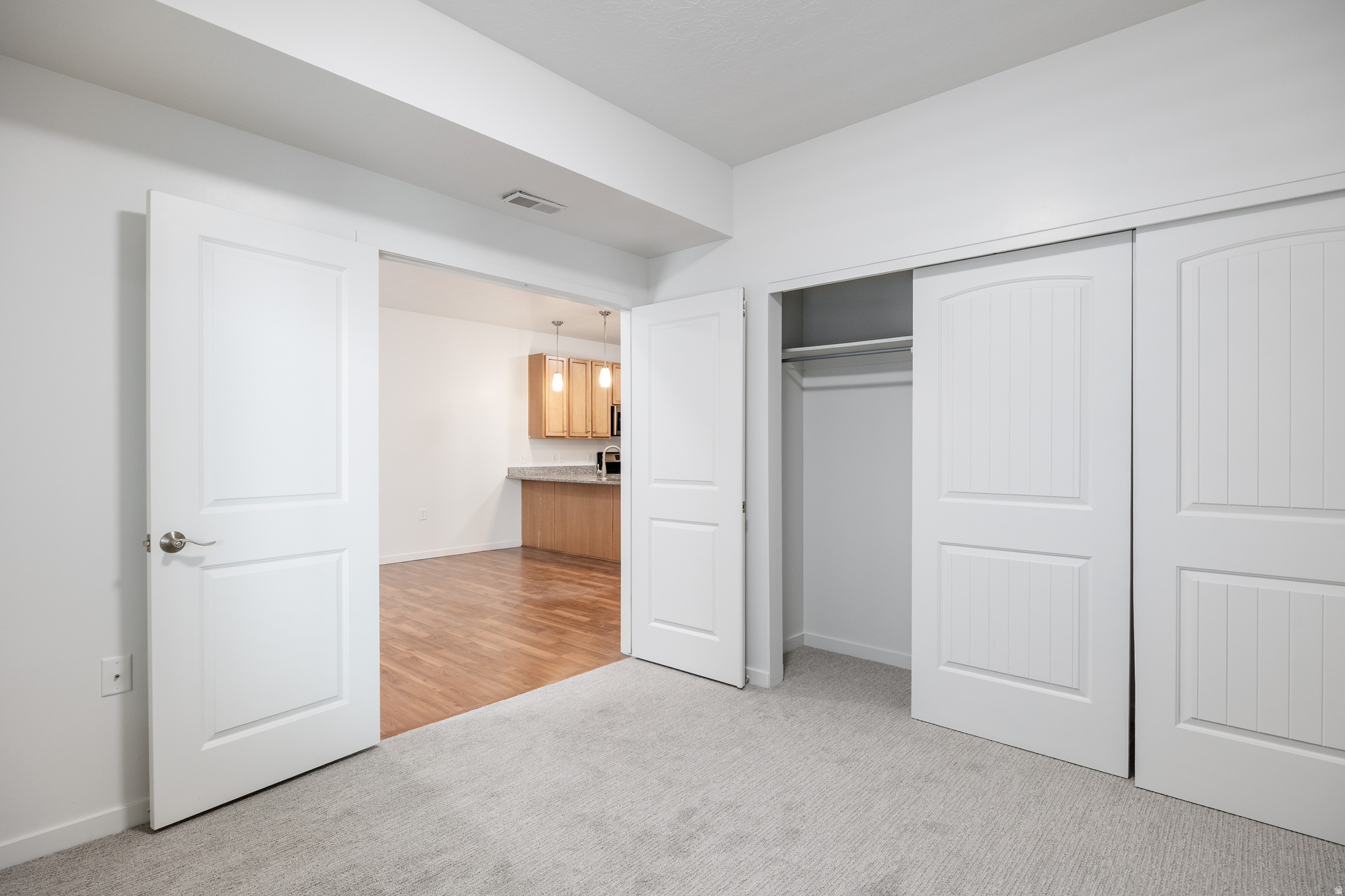 CENTRAL POINTE - Residential