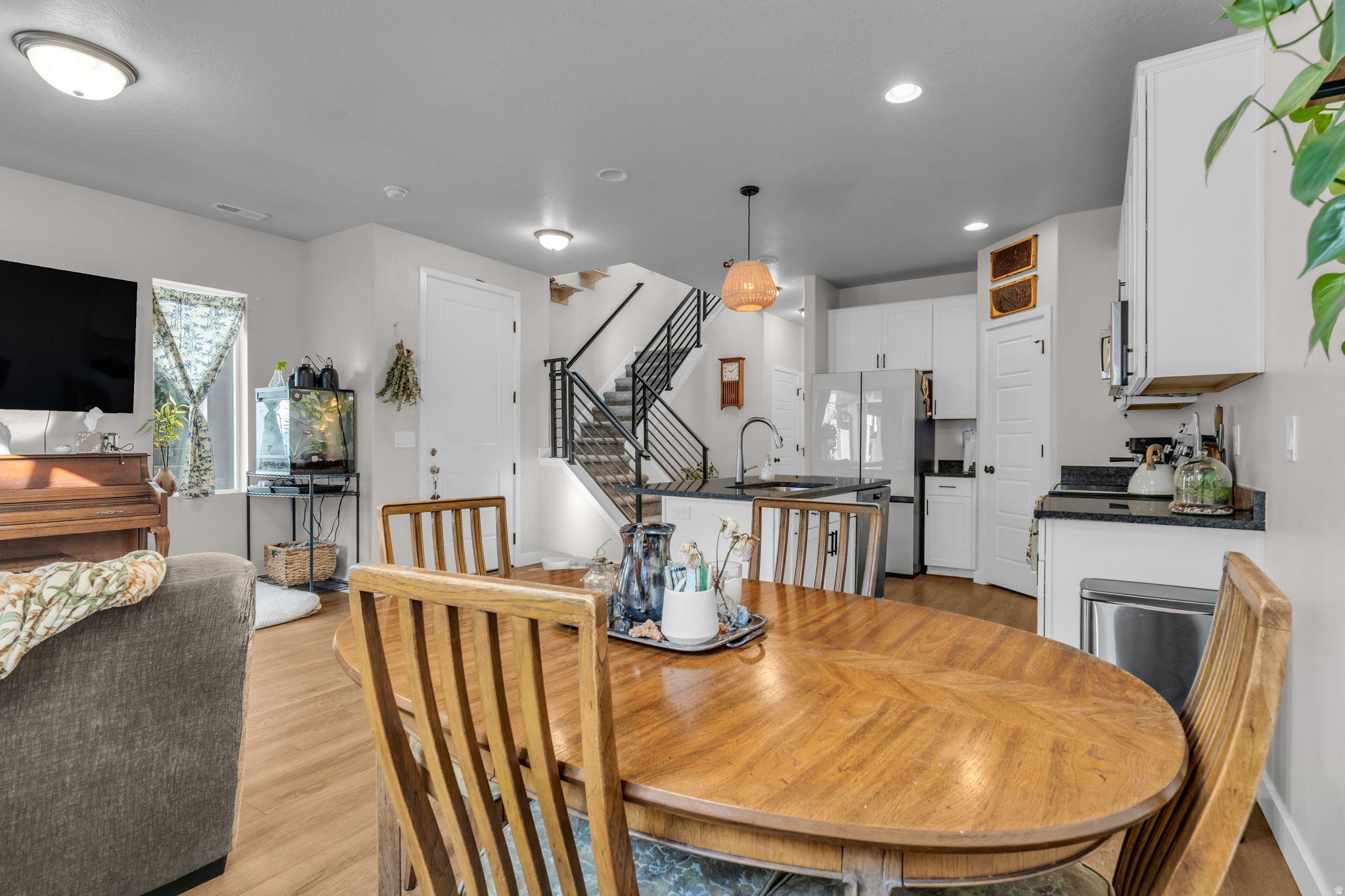 SALT POINT - Residential