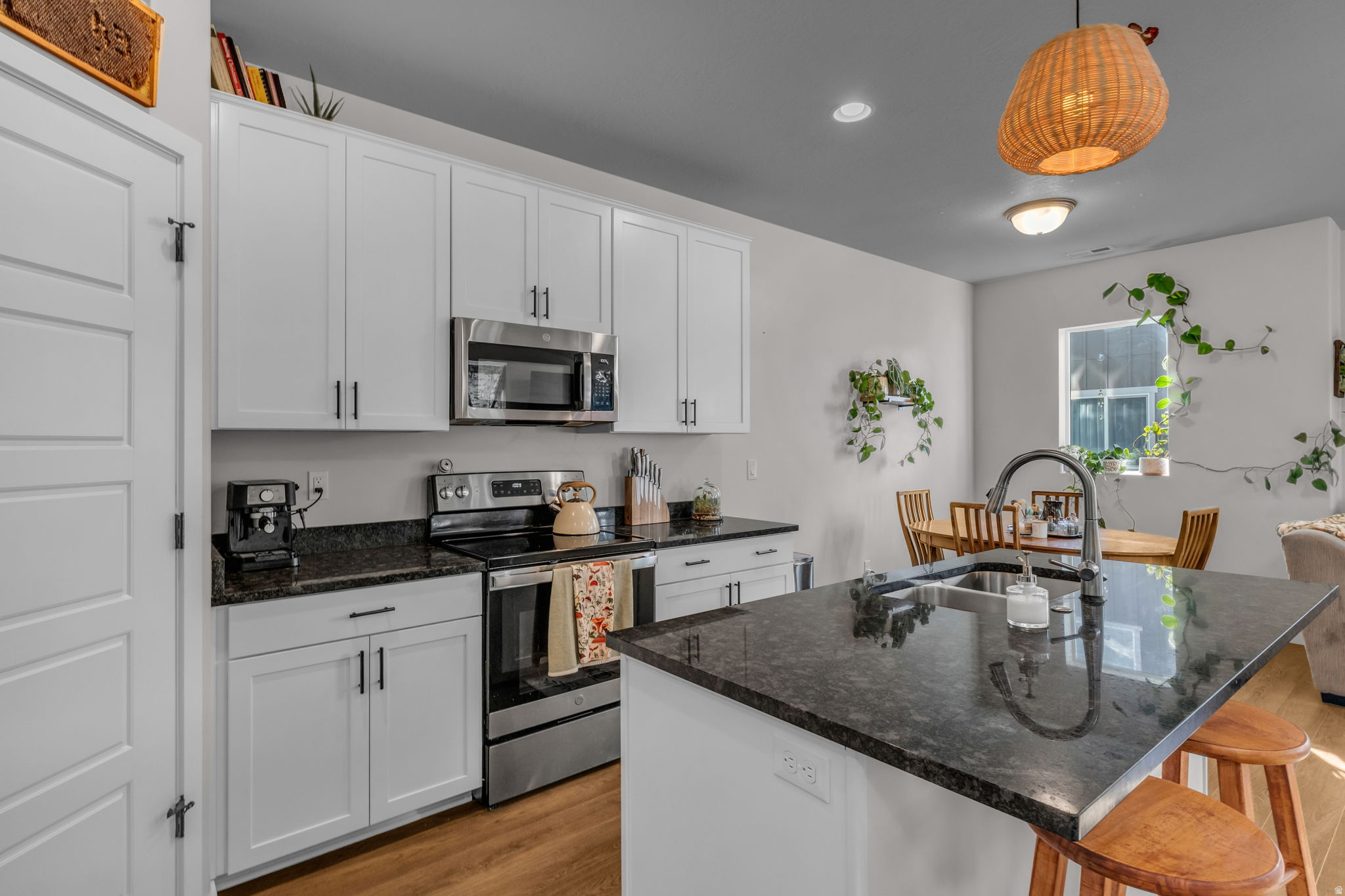 SALT POINT - Residential