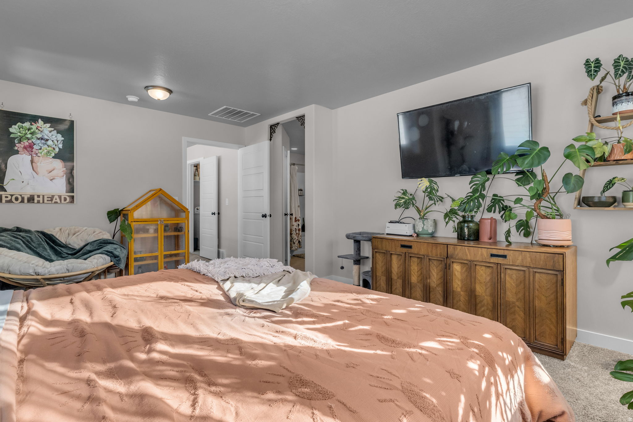 SALT POINT - Residential