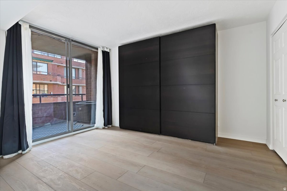 ARLINGTON PLACE - Residential