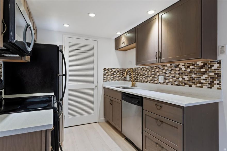 Location, light, and views make this condo truly special. Perfectly situated within walking distance of the University of Utah and just minutes from downtown and 9th & 9th, this is an ideal spot for student housing, a smart rental investment, or a great place to call home. The flooring, paint, and kitchen are all brand new. The south-facing unit provides natural light year-round, and two sliding glass doors open to a private patio with sweeping views of the valley, the Oquirrh Mountains, and downtown. Watching the sun set from the balcony might just become your new favorite hobby. Inside, you'll enjoy the convenience of an in-unit washer and dryer and a covered parking stall. The building also offers great amenities, including a secure entrance, pool, hot tub, gym, sauna, and clubhouse. Whether you're looking for a convenient place to live or a solid investment, this condo delivers on every level. OWNER / AGENT.