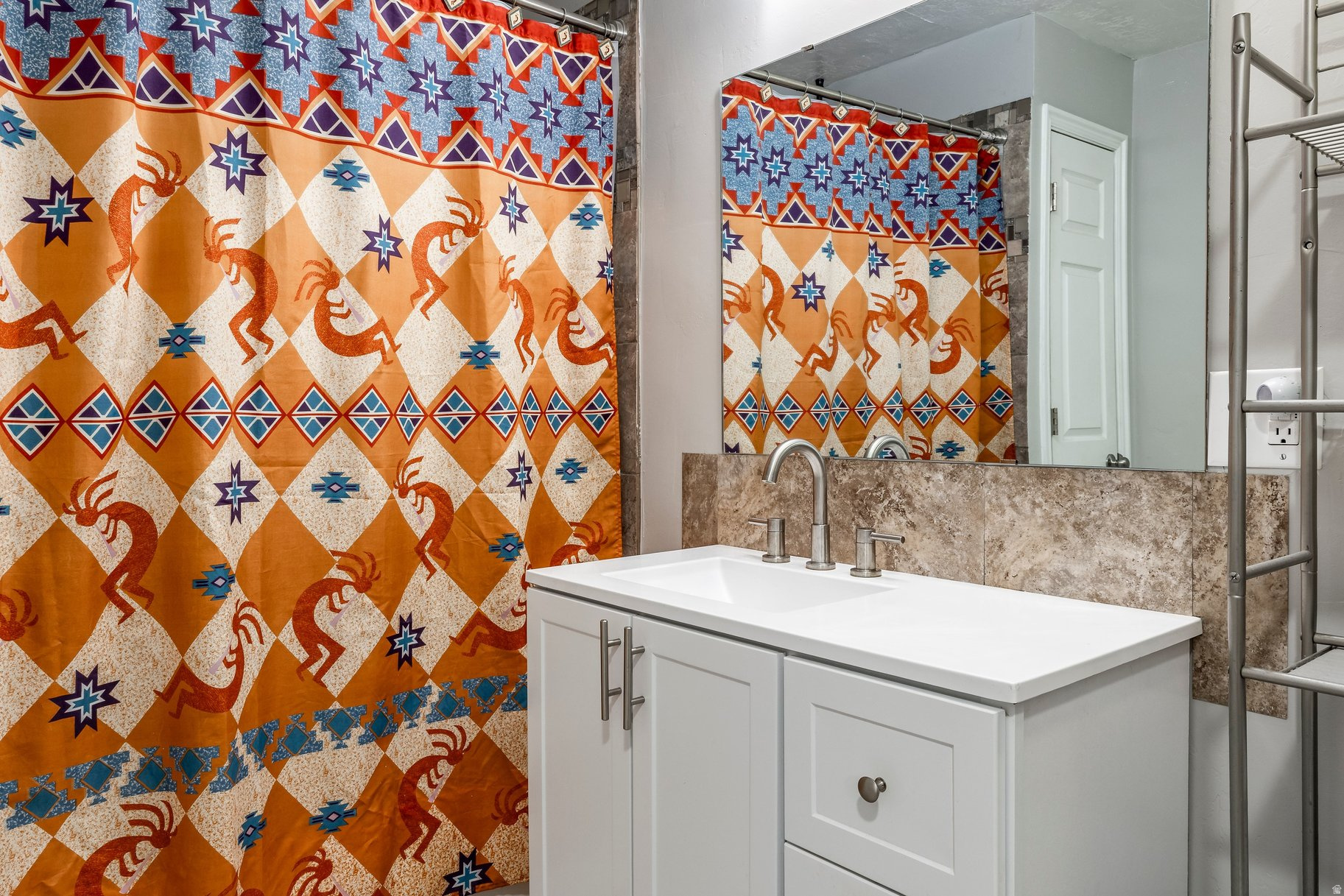 SUNRISE MEADOWS - Residential