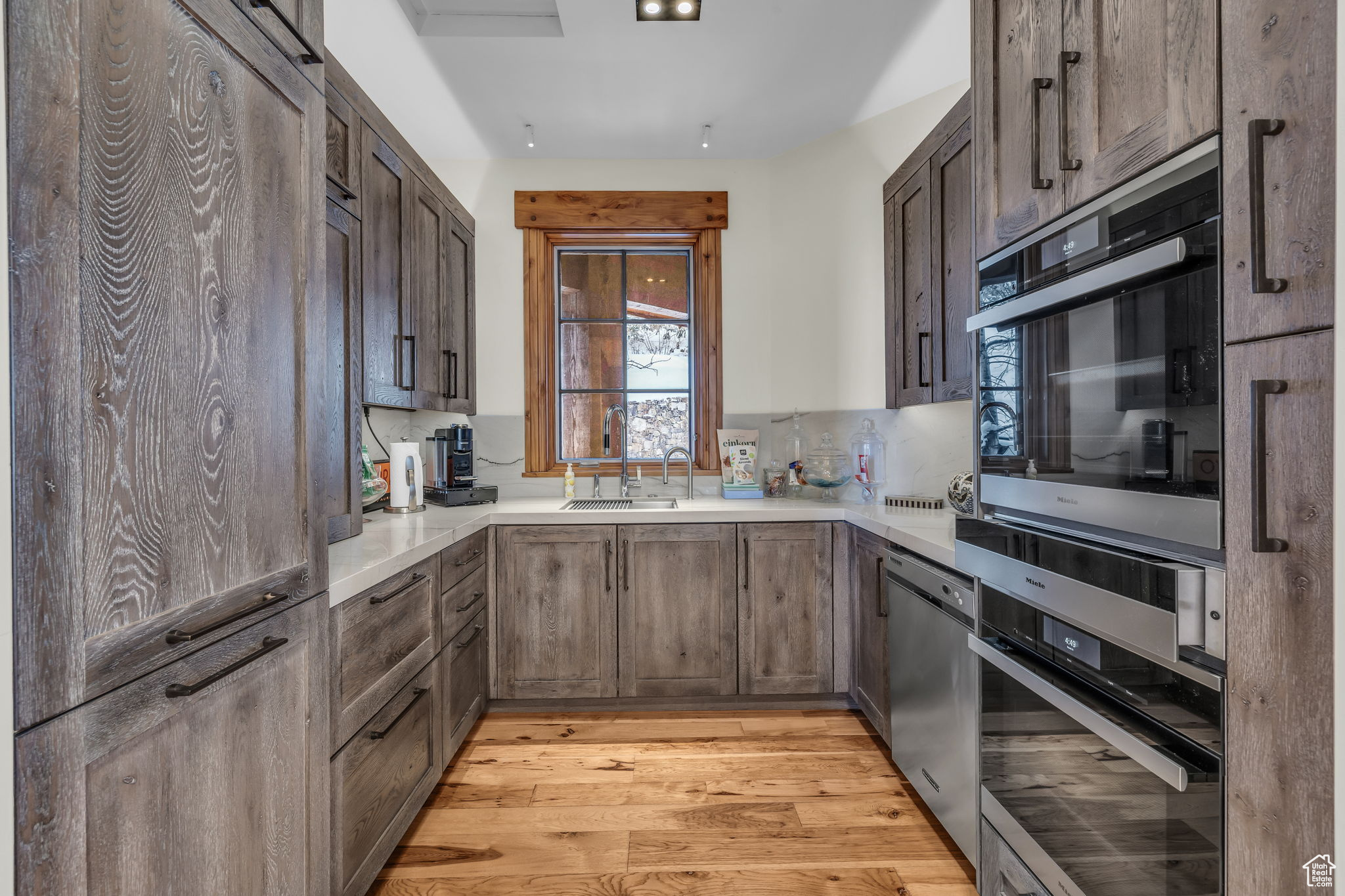 COLONY AT WHITE PINE CANYON - Residential