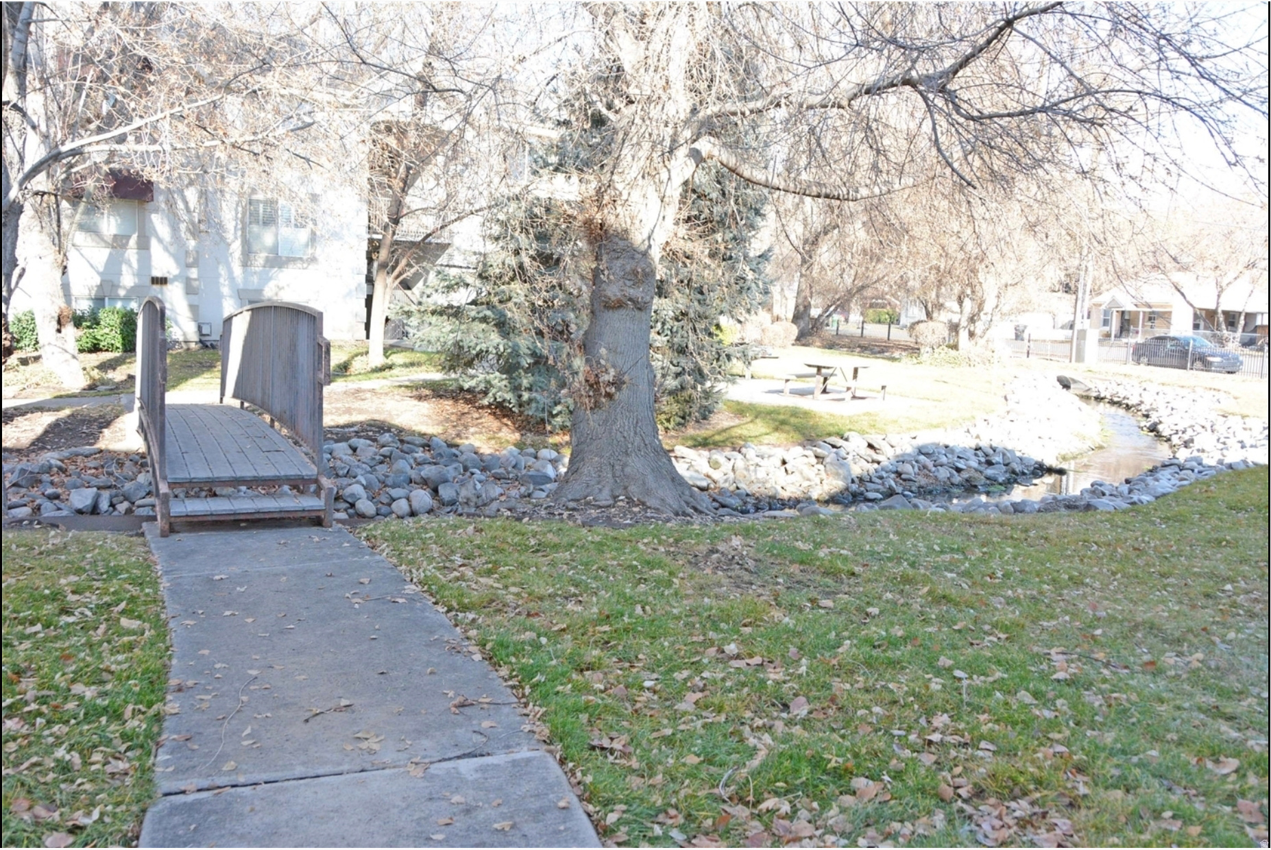 FRANKLIN PARK - Residential