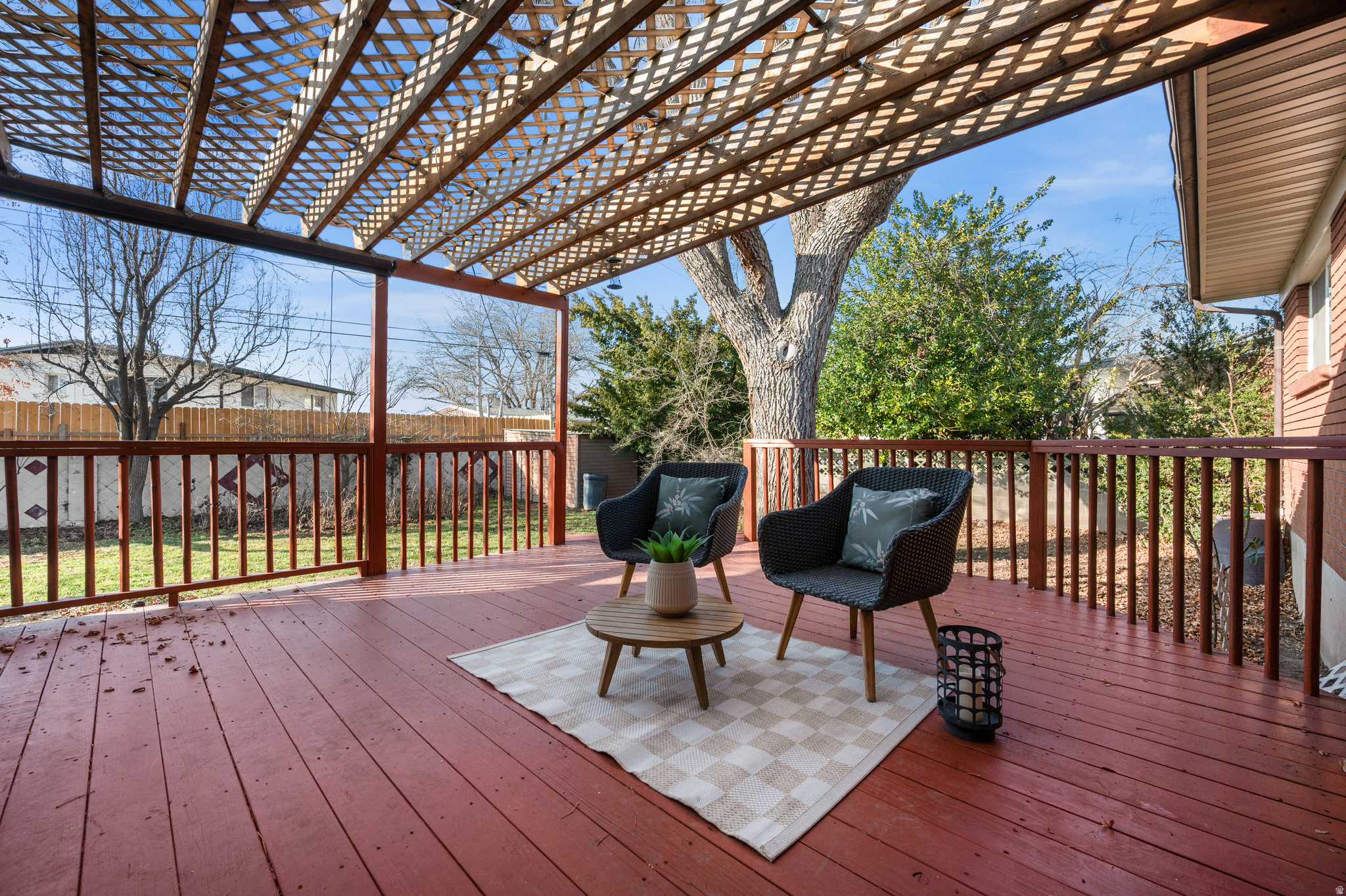 GOLDEN BANTA - Residential