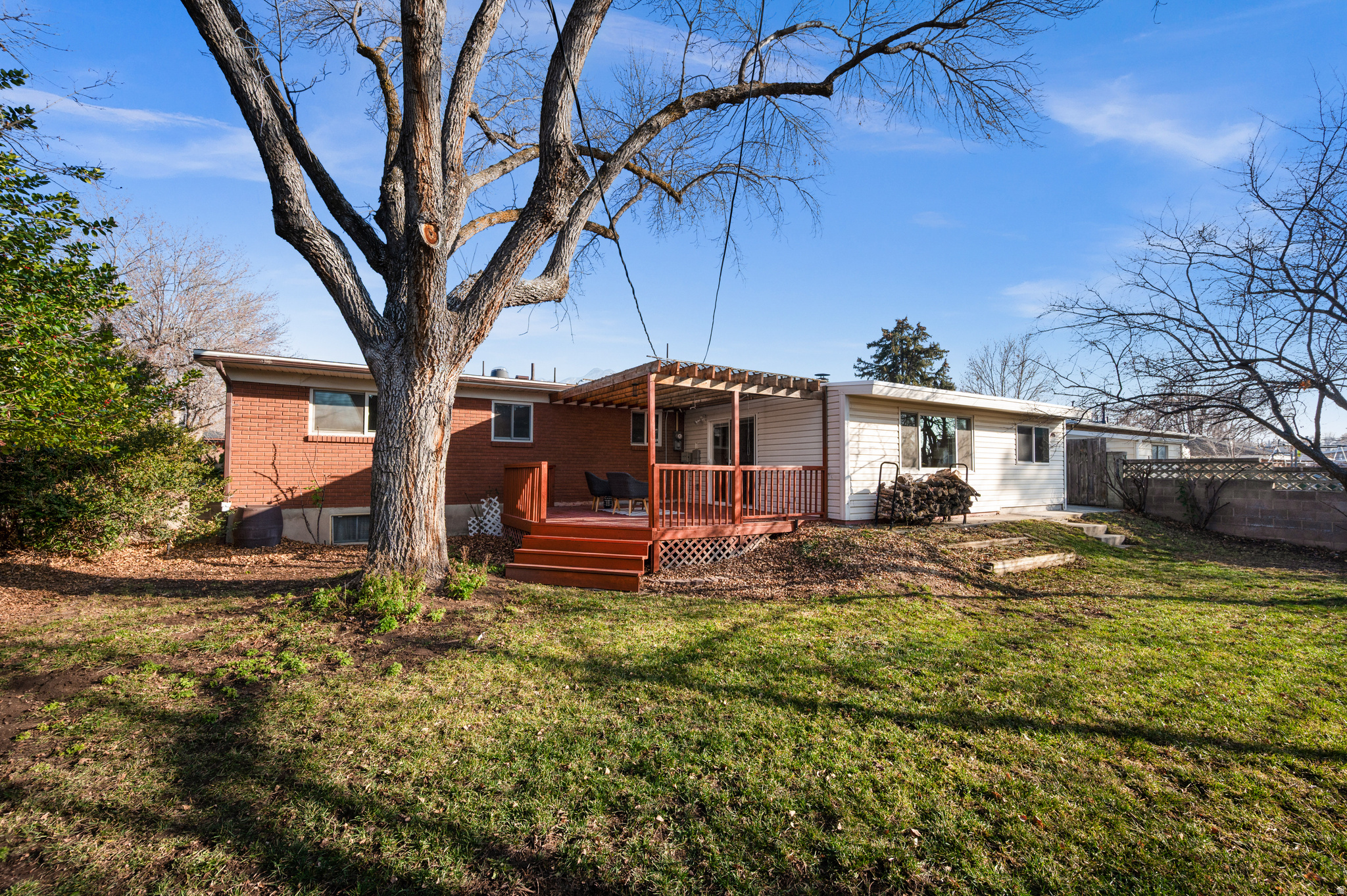 GOLDEN BANTA - Residential