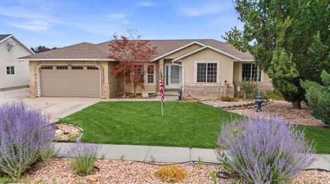 Homes For Sale - 9541 S 4190<br/> South Jordan, UT 84095