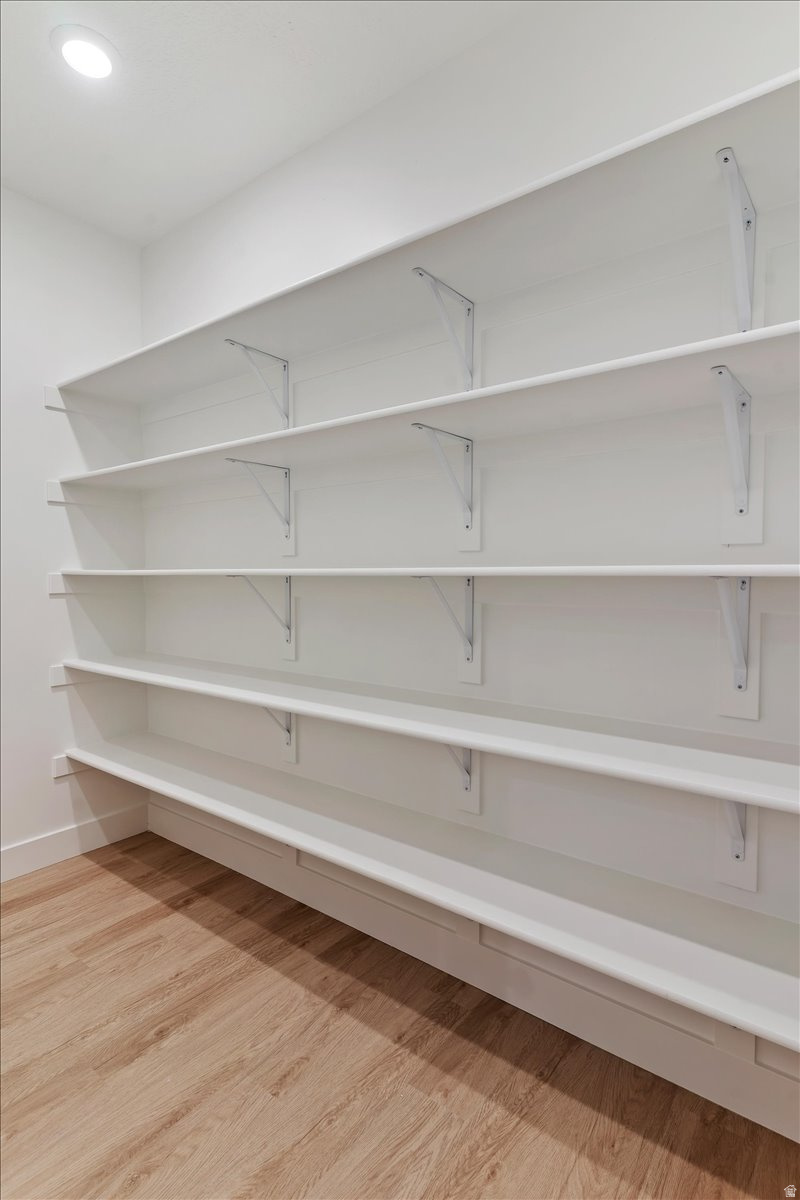 HARVEST FIELDS - Residential