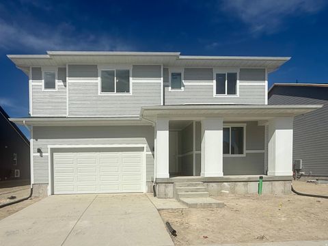 Photo of 2067 E CHICKADEE DR #4116, Eagle Mountain, UT 84005 (MLS # 2131881)