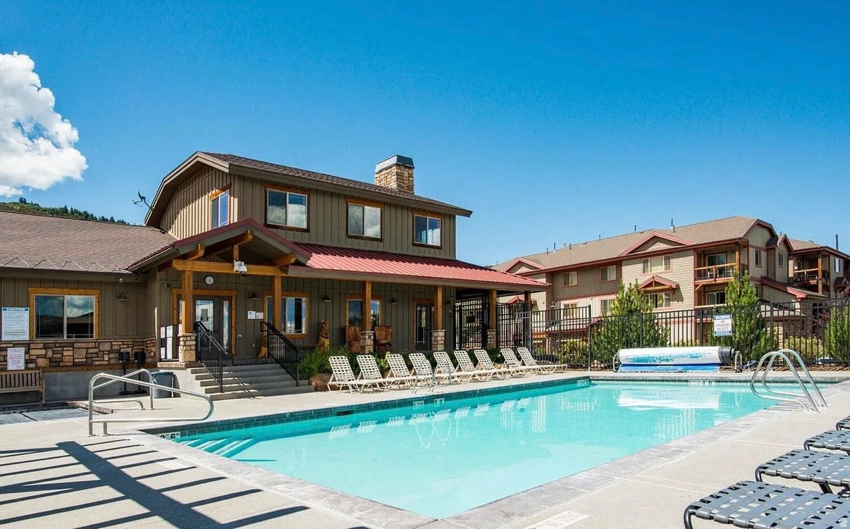 BEAR HOLLOW VILLAGE SUBDIVISION - Residential