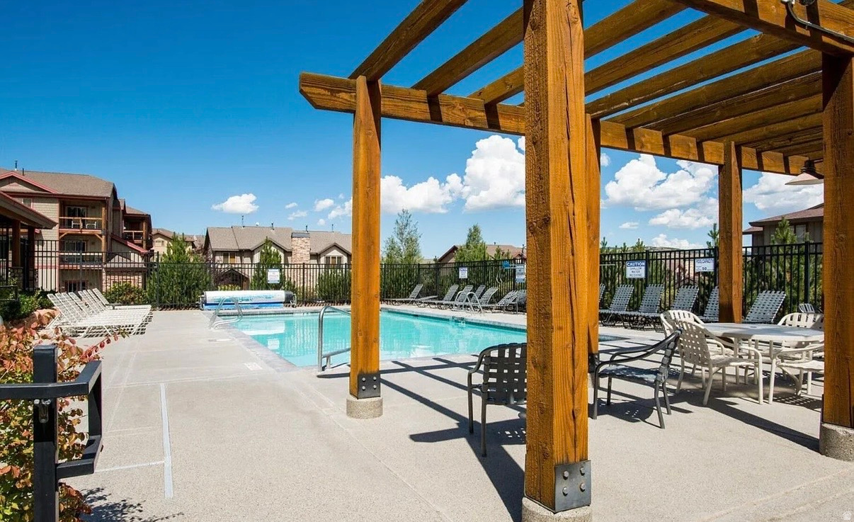 BEAR HOLLOW VILLAGE SUBDIVISION - Residential