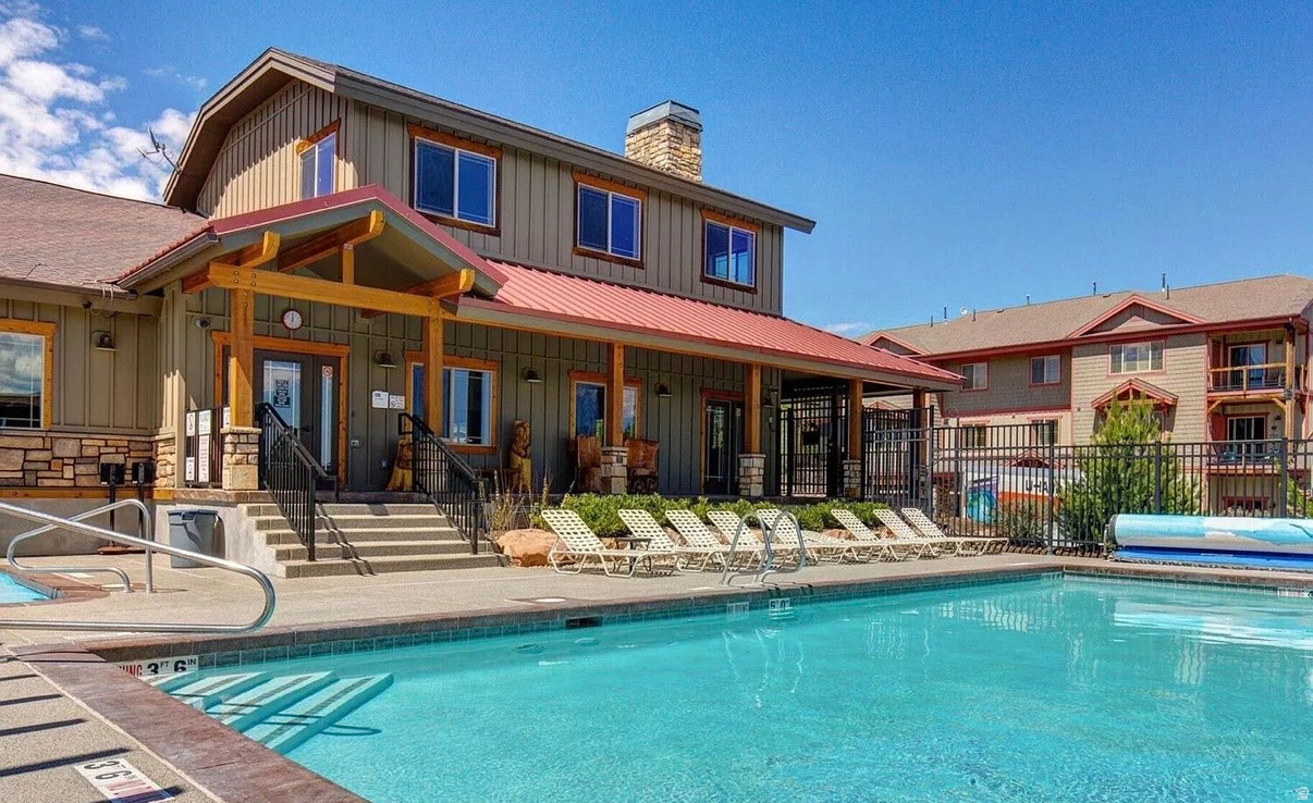BEAR HOLLOW VILLAGE SUBDIVISION - Residential