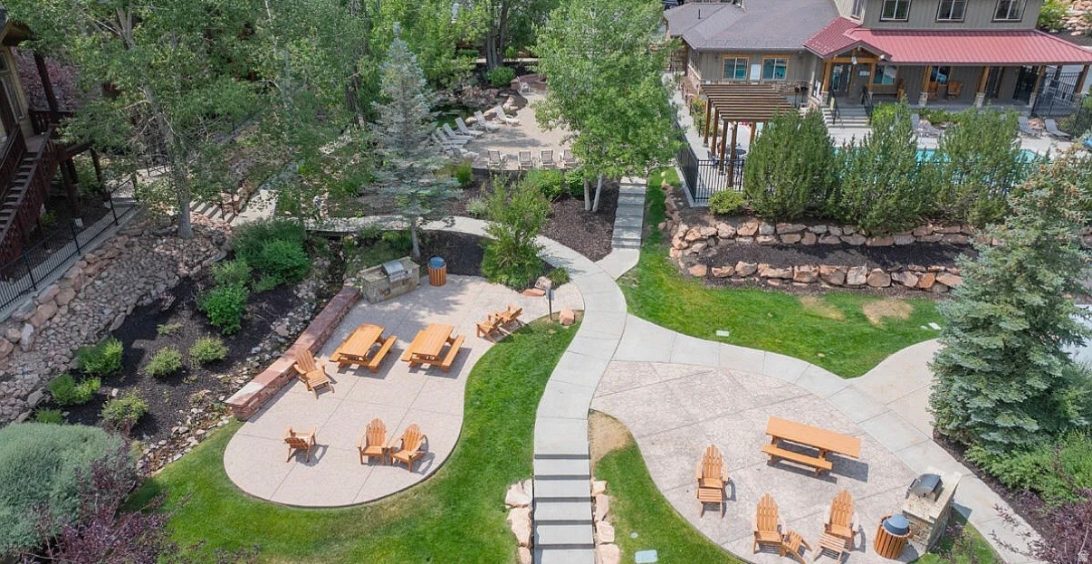 BEAR HOLLOW VILLAGE SUBDIVISION - Residential