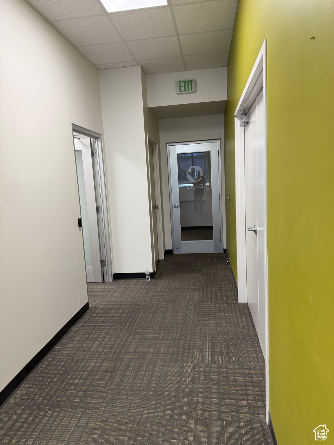 SALT LAKE INTERNATIONAL CENTER - Commercial Lease