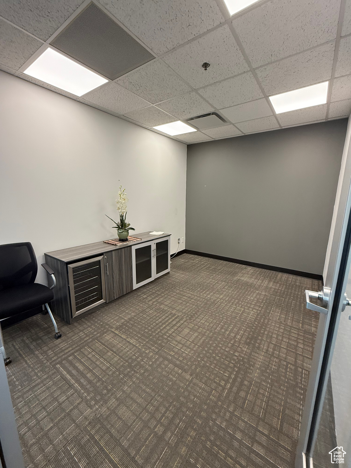 SALT LAKE INTERNATIONAL CENTER - Commercial Lease