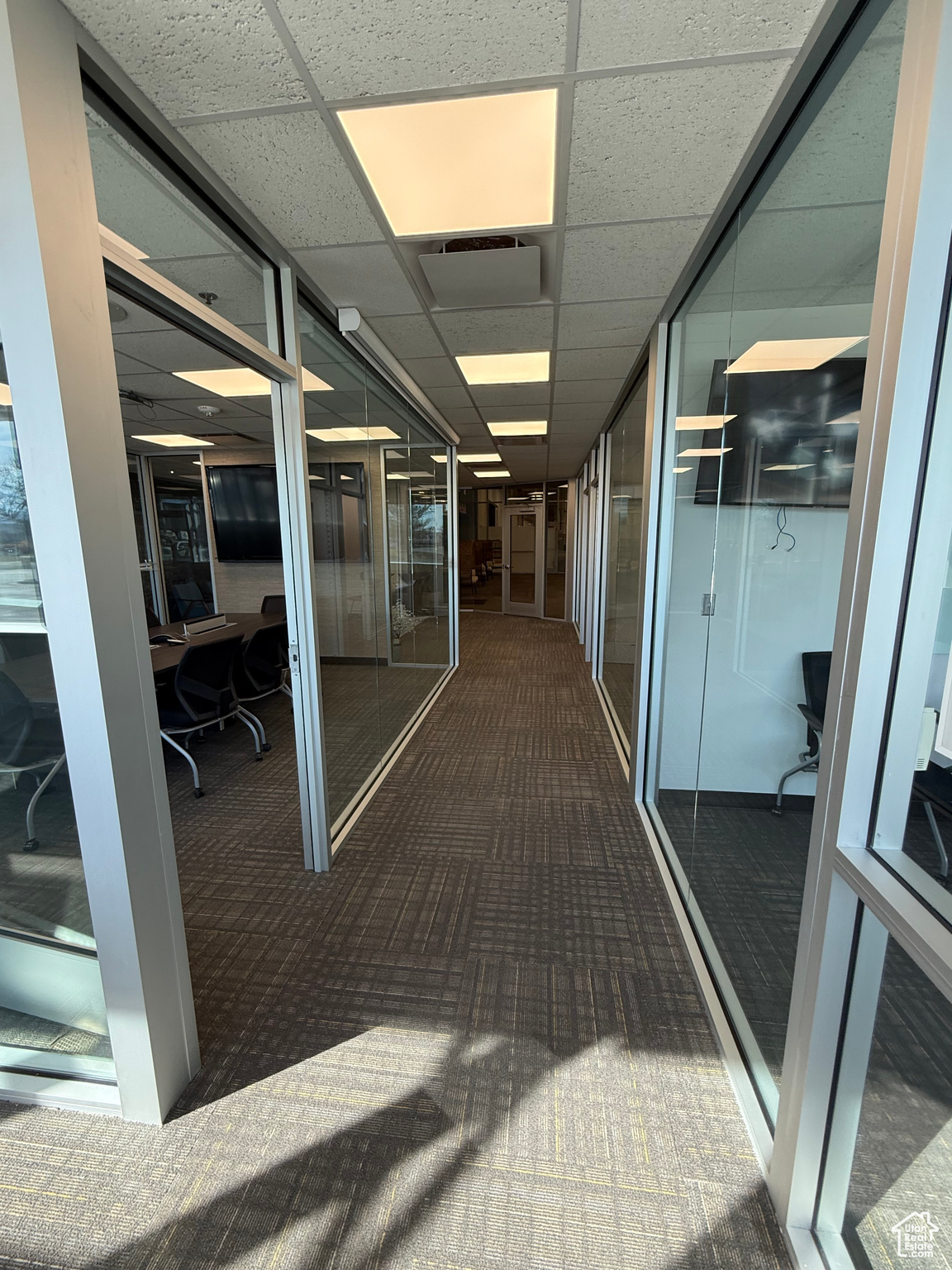 SALT LAKE INTERNATIONAL CENTER - Commercial Lease