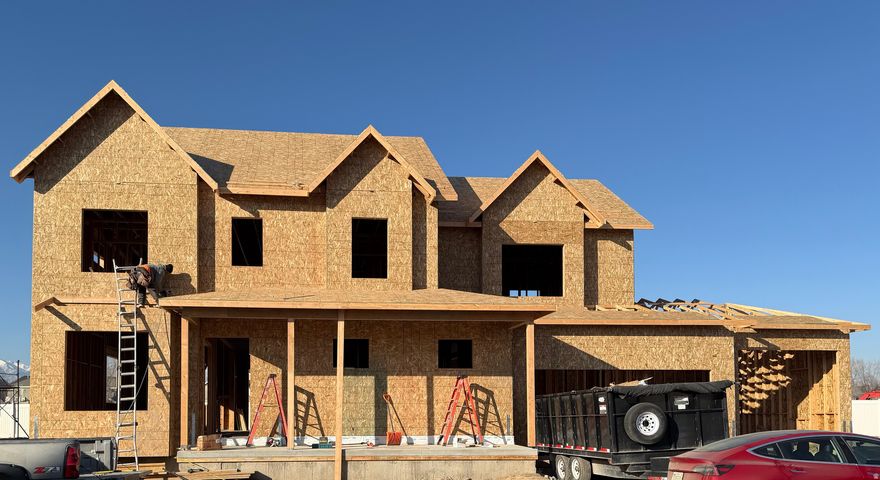 Amazing Custom Build in Myers Park Subdivision.  Fully Finished 6 Bedrooms/4 Bath and Fully Landscaped with Fence!!  This home will be 100% Finished and Move in Ready when completed!  Beautiful Custom Kitchen with Soft Close Drawer/Doors and Incredible Butler Pantry!  Beautiful Fireplace, Custom Built Shelving in Office.  HUGE Master Suite with Custom Walk in Shower/Free Standing Tub and HUGE Walk in Closet with Washer/Dryer in Master Closet.  Great Location and Move in Ready when completed.