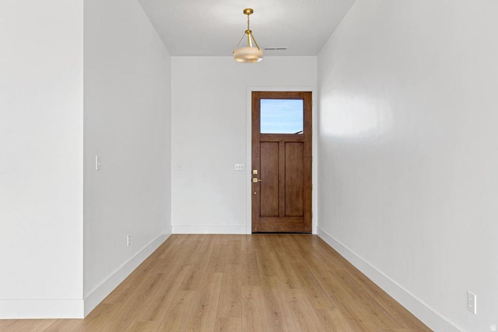 Photo of 762 E 300 S, Enterprise, UT 84725 (MLS # 2141244)