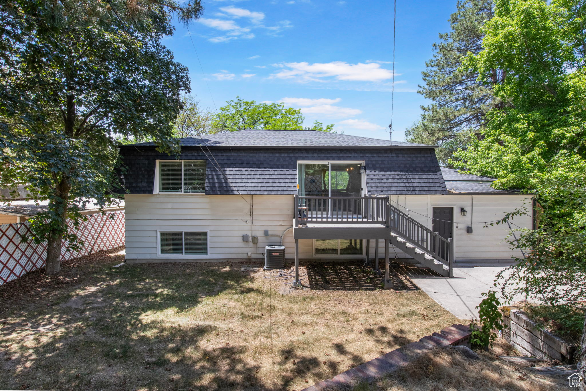 AVALON VILLAGE - Residential