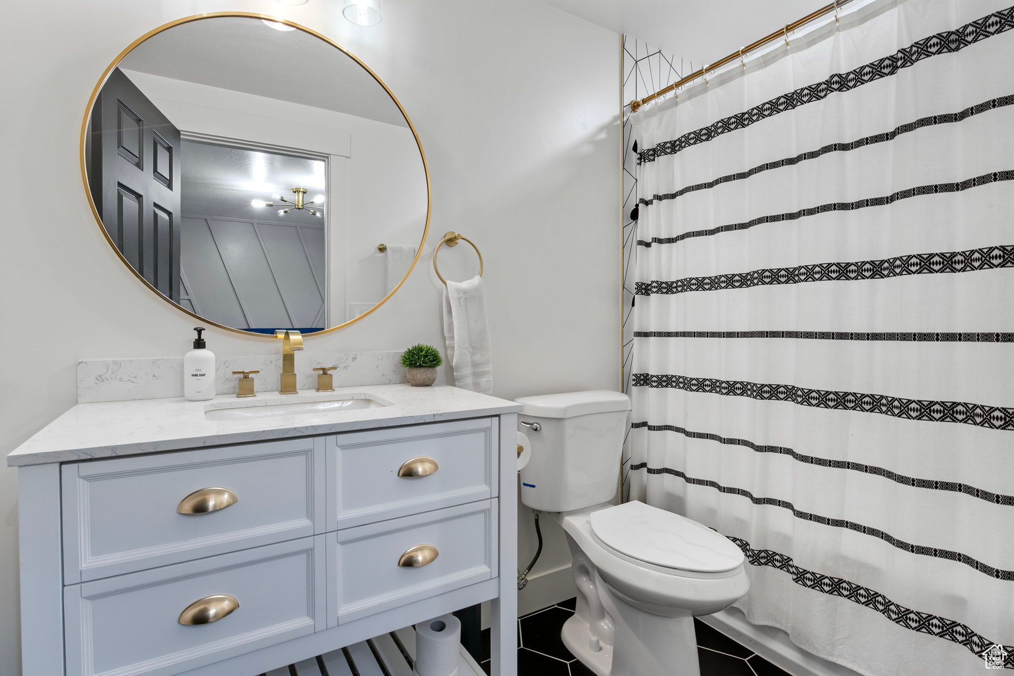 AVALON VILLAGE - Residential