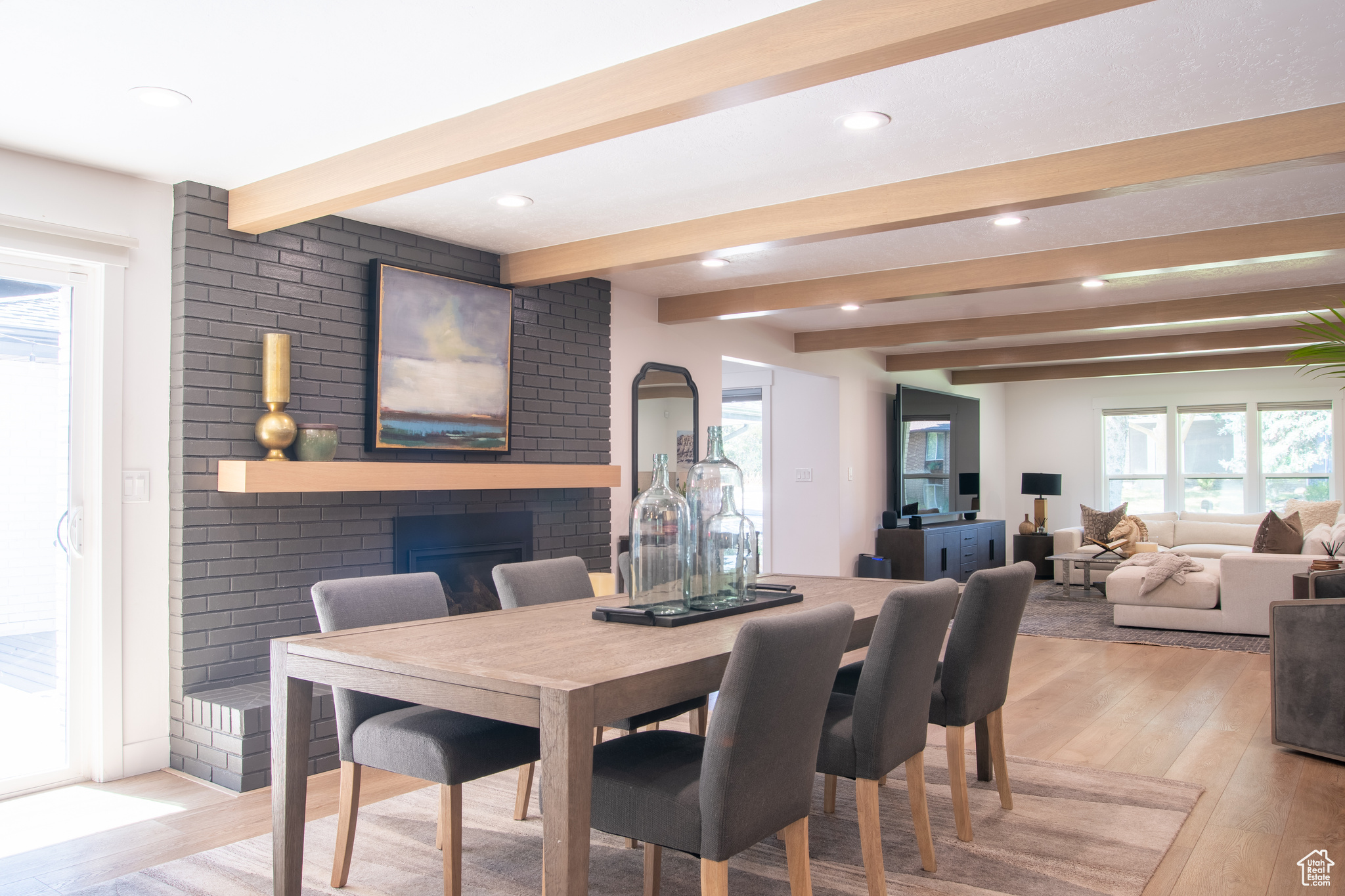 WILLOW CREEK - Residential