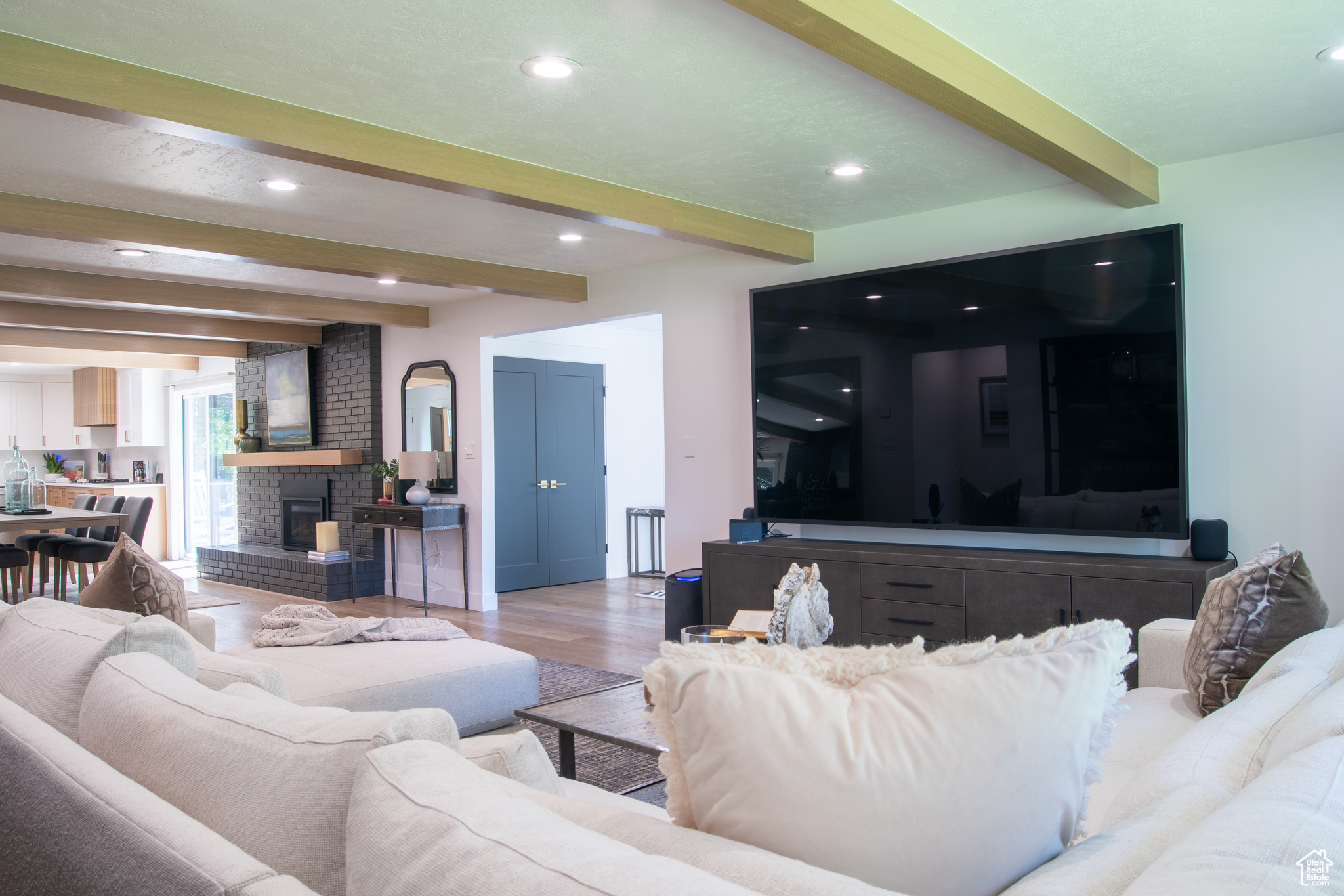 WILLOW CREEK - Residential