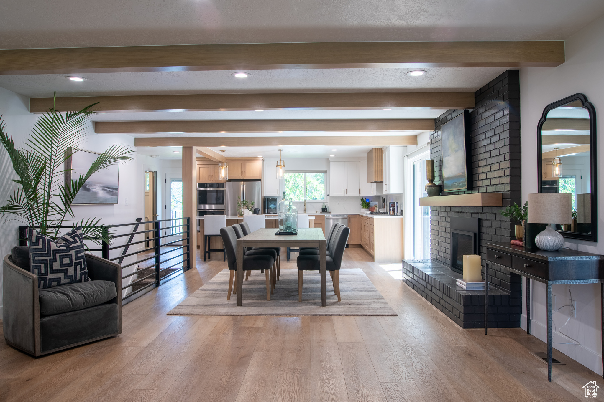 WILLOW CREEK - Residential